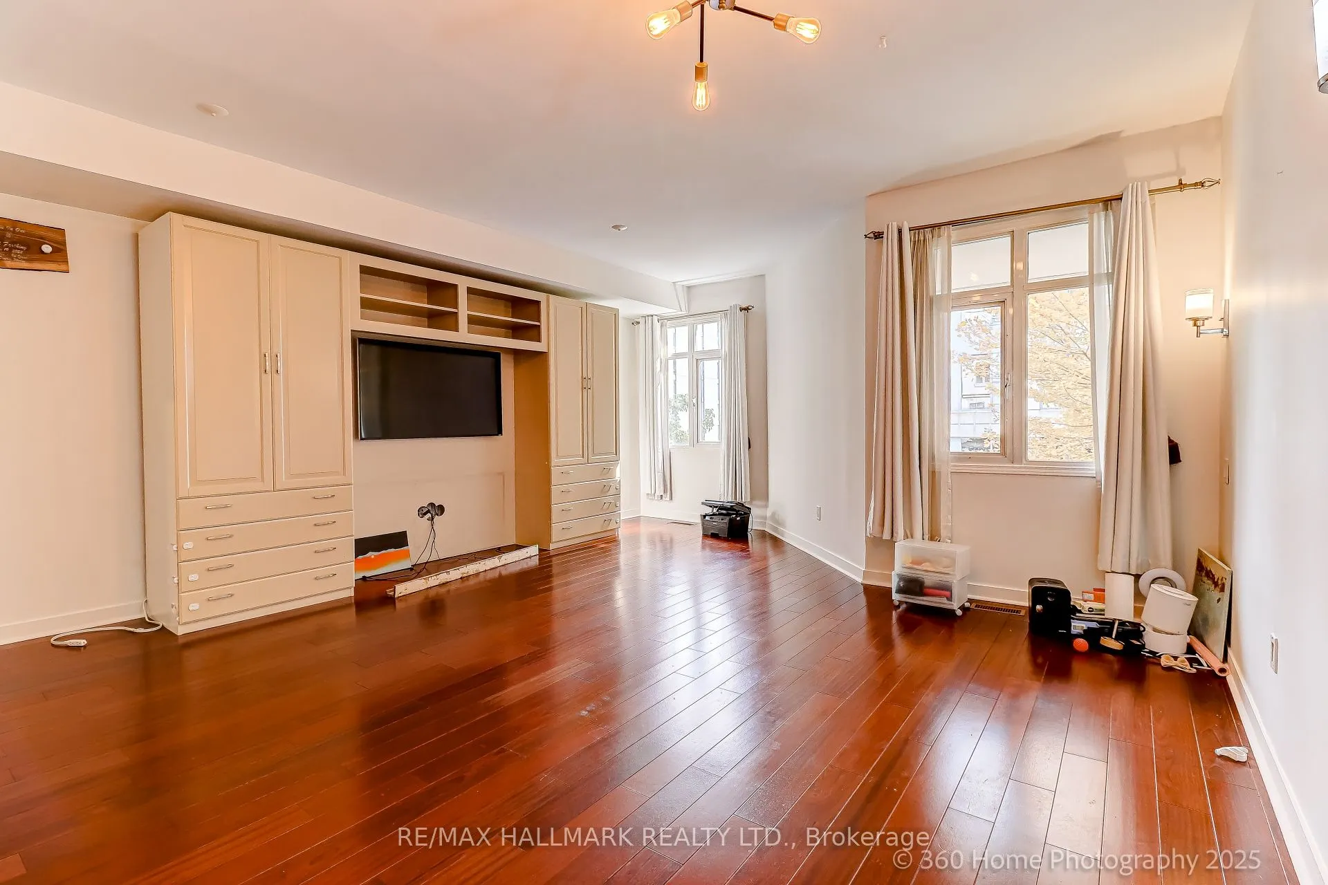 500 Richmond Street W, #333