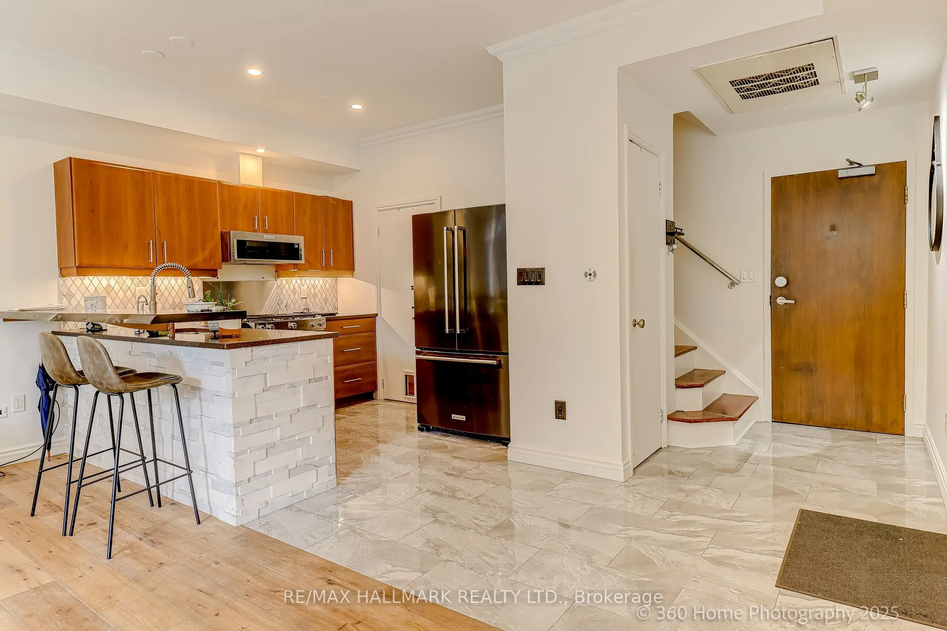 500 Richmond Street W, #333