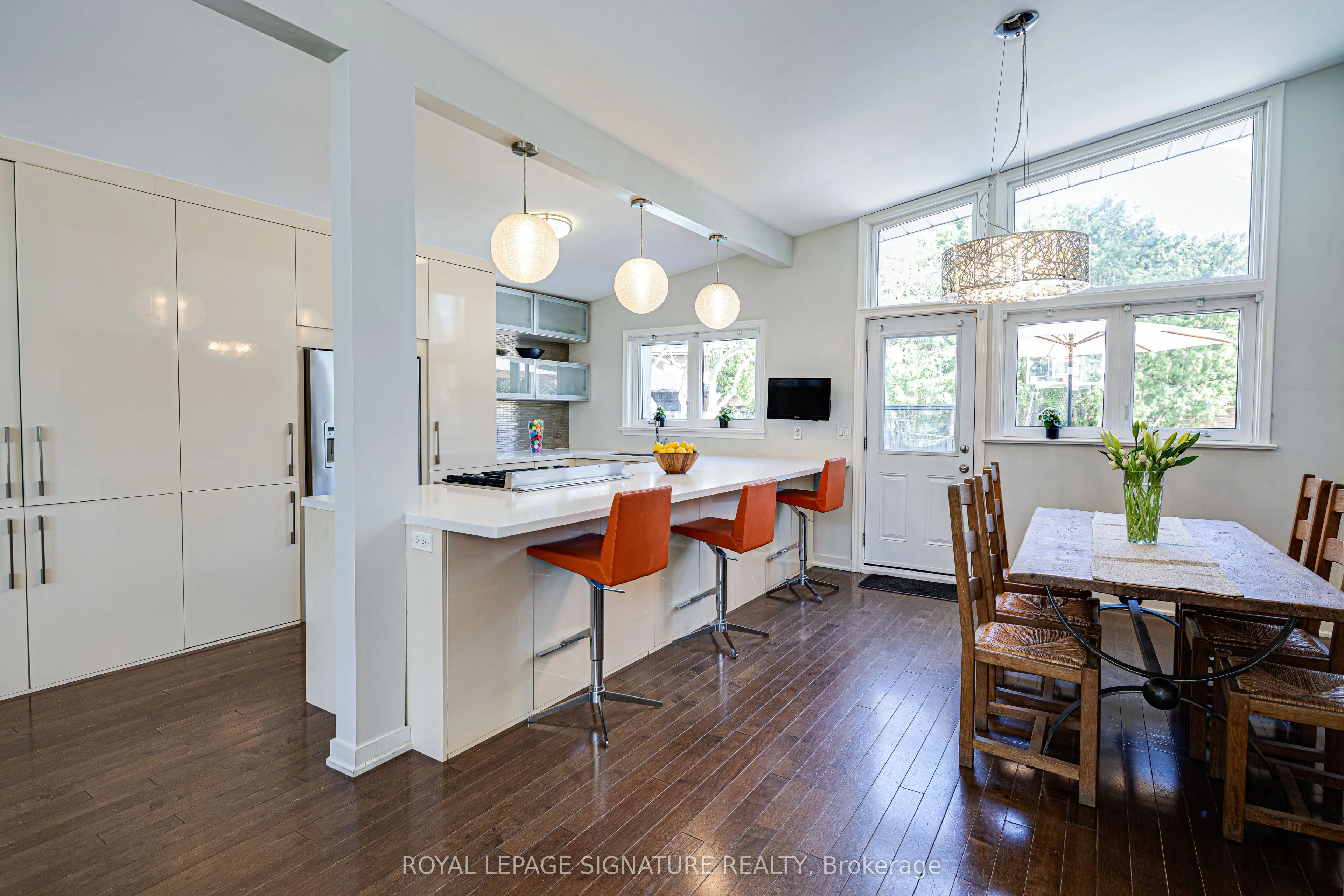 2 Parmbelle Crescent