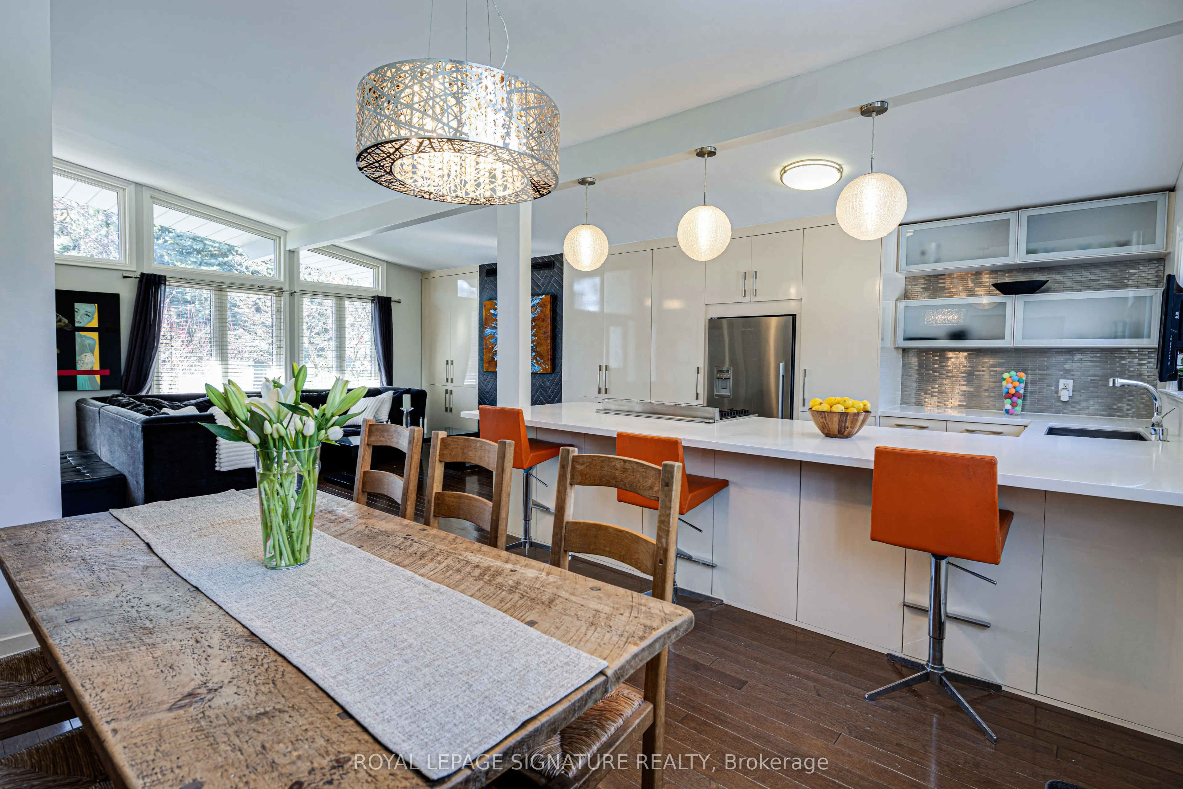 2 Parmbelle Crescent
