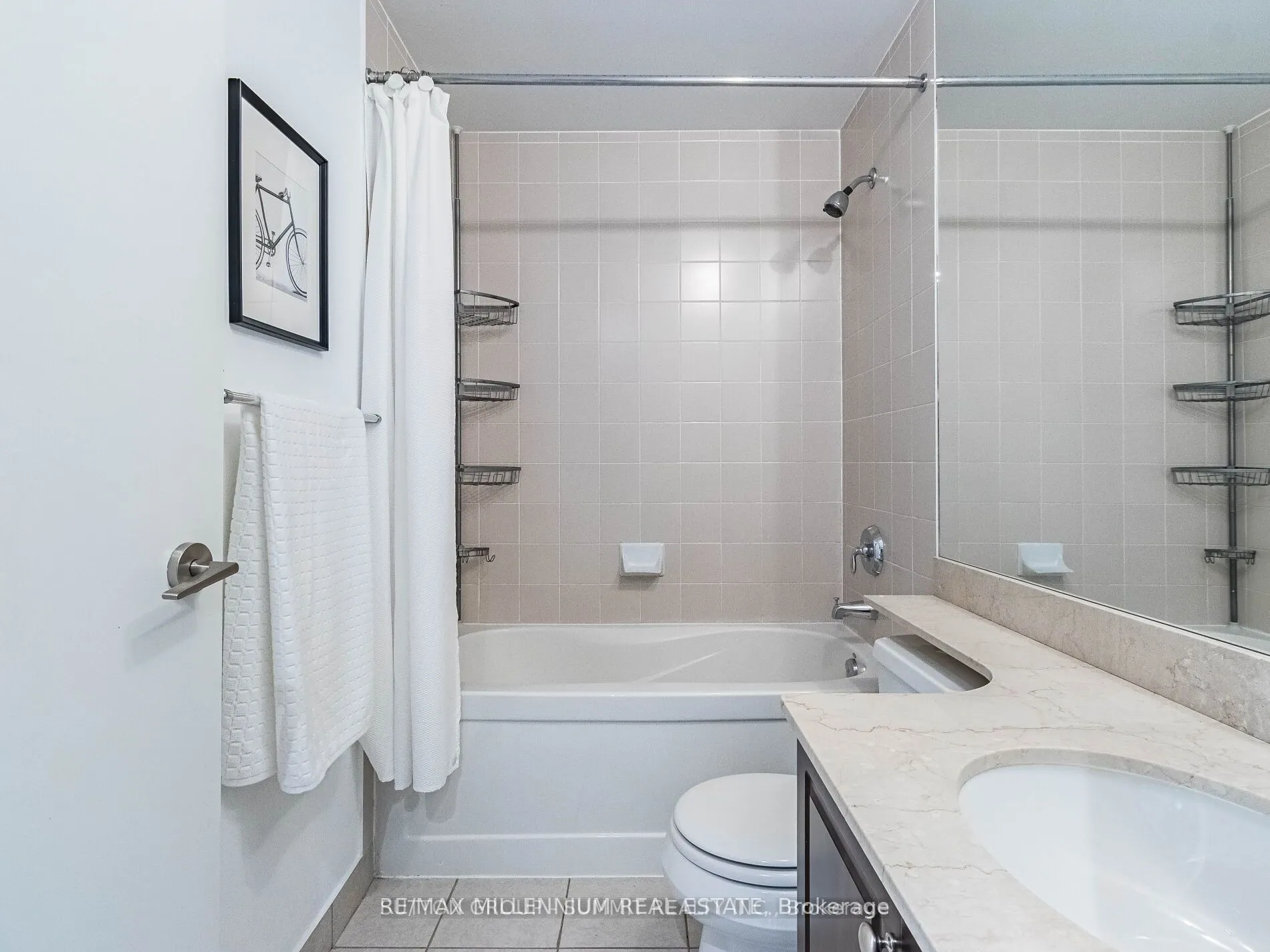 215 Fort York Boulevard, #712