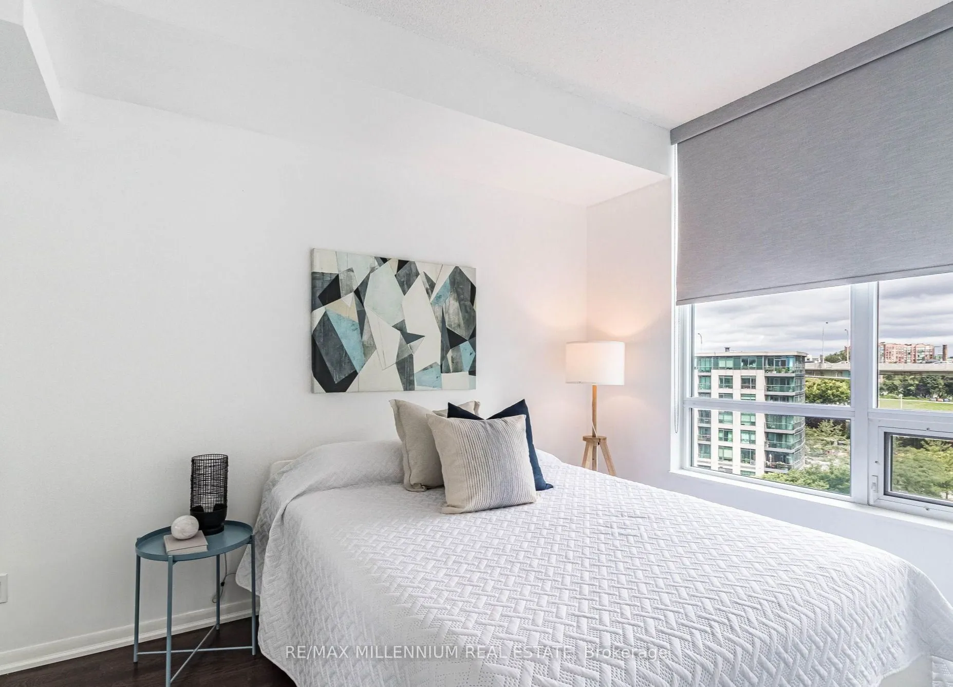 215 Fort York Boulevard, #712
