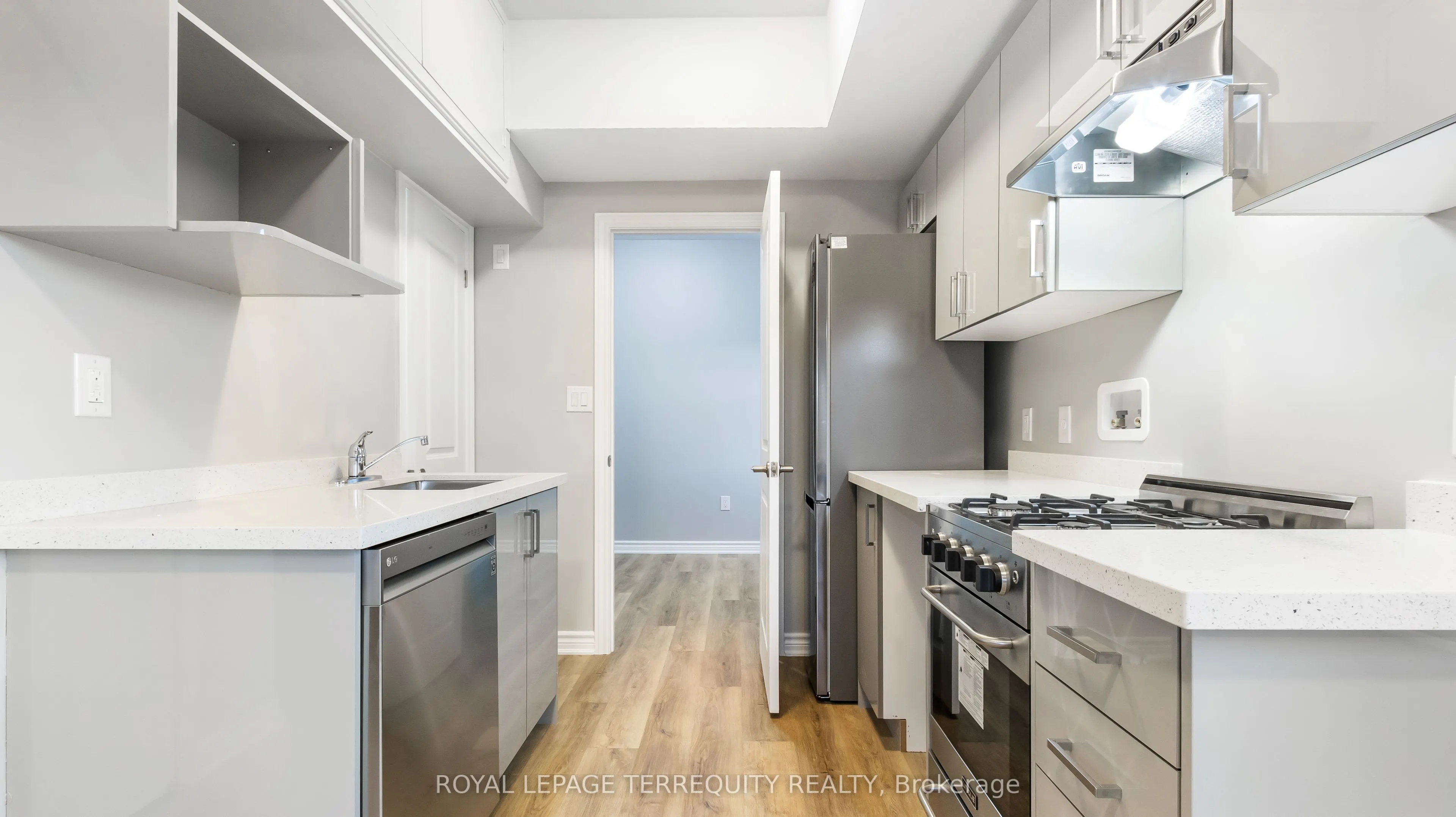 646 Lansdowne Avenue, #4