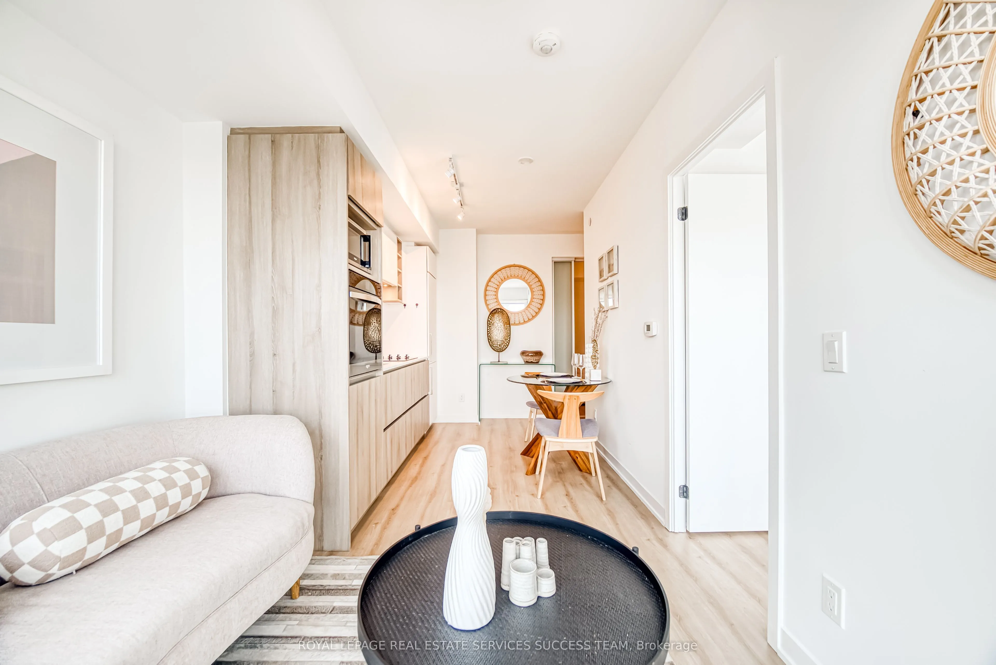 319 Jarvis Street, #3617