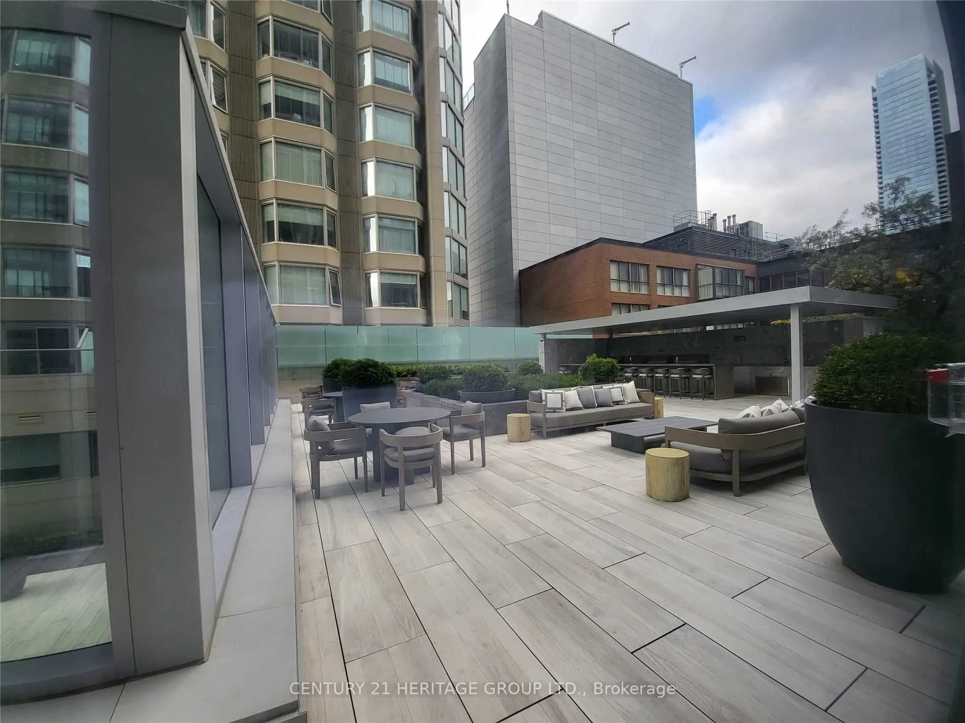 188 Cumberland Street, #2313
