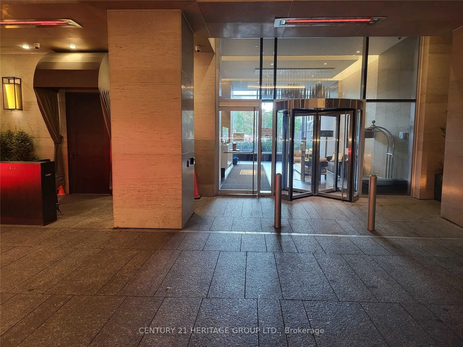 188 Cumberland Street, #2313
