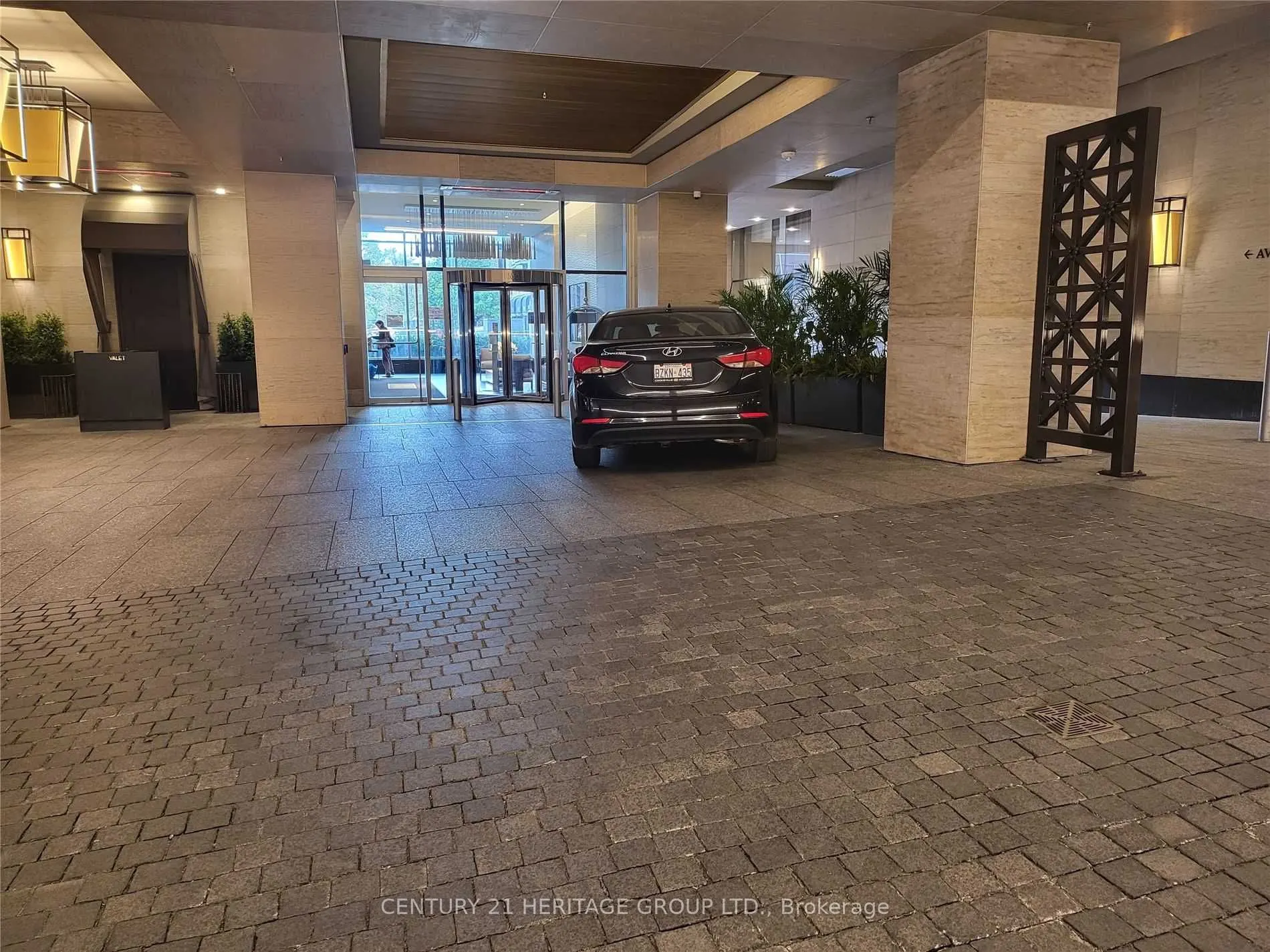 188 Cumberland Street, #2313