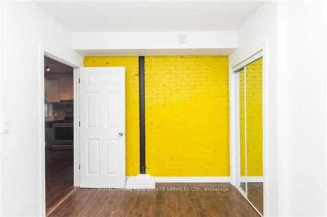 55 Hillsdale Avenue E, #2