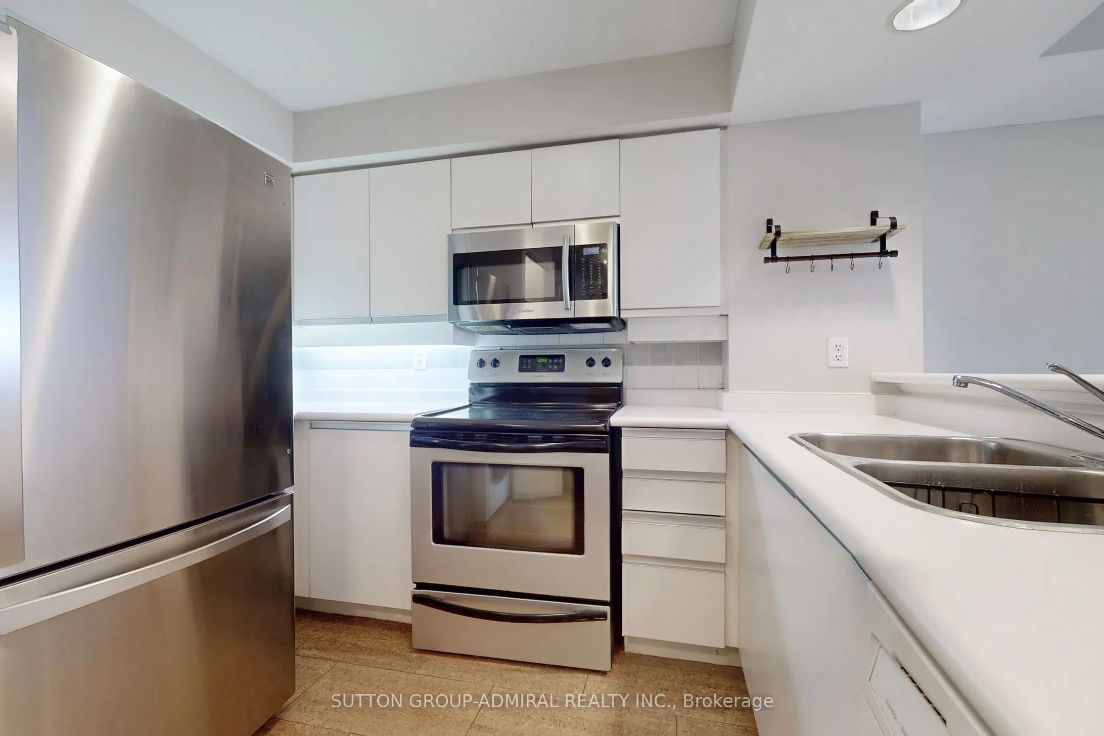801 King Street W, #801
