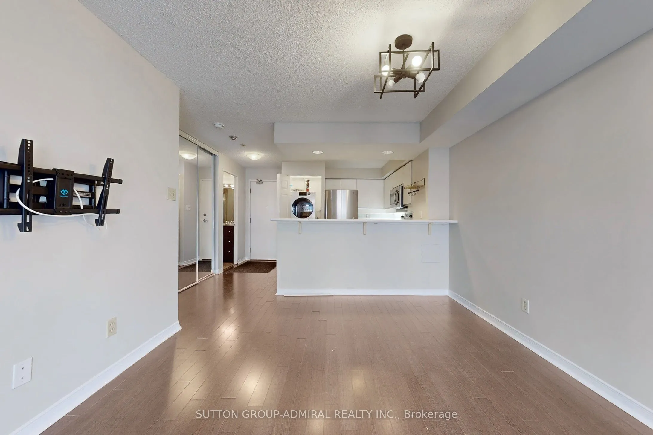 801 King Street W, #801