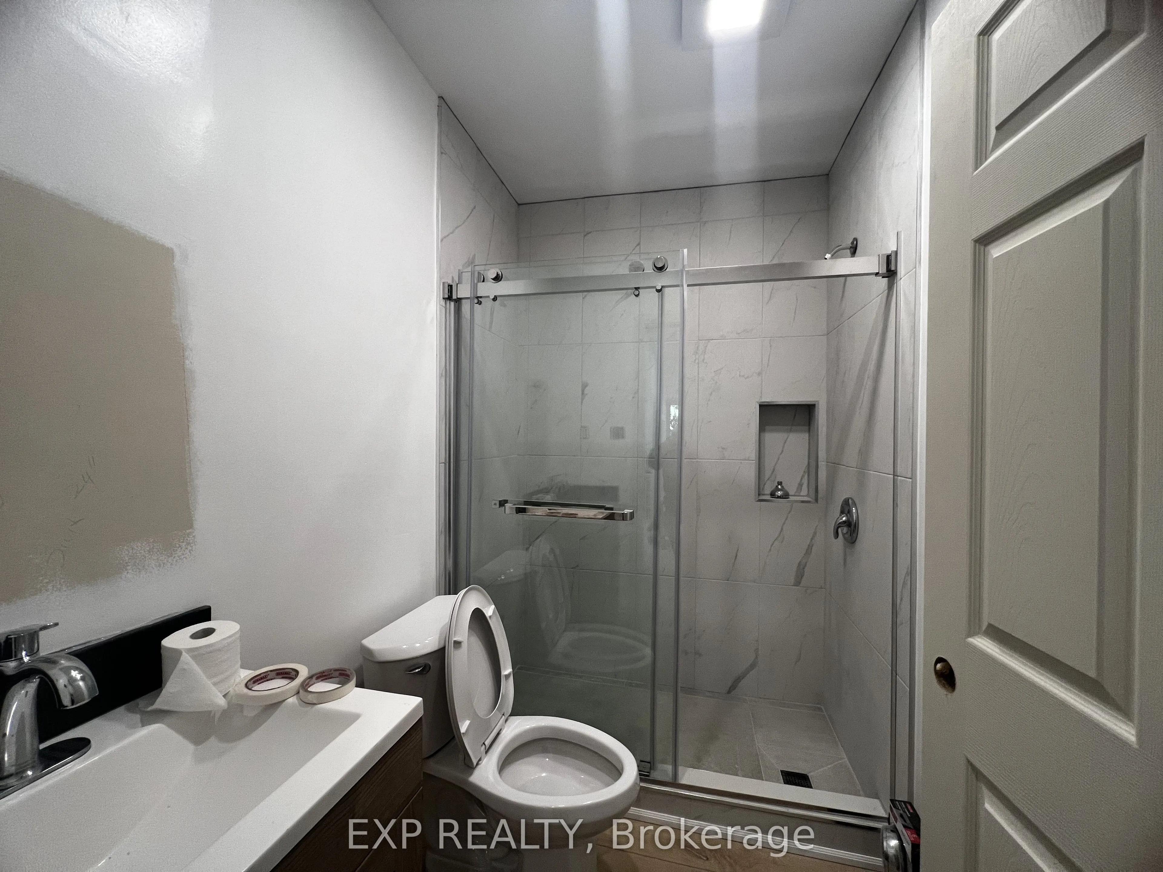 804A St Clair Avenue W, #102