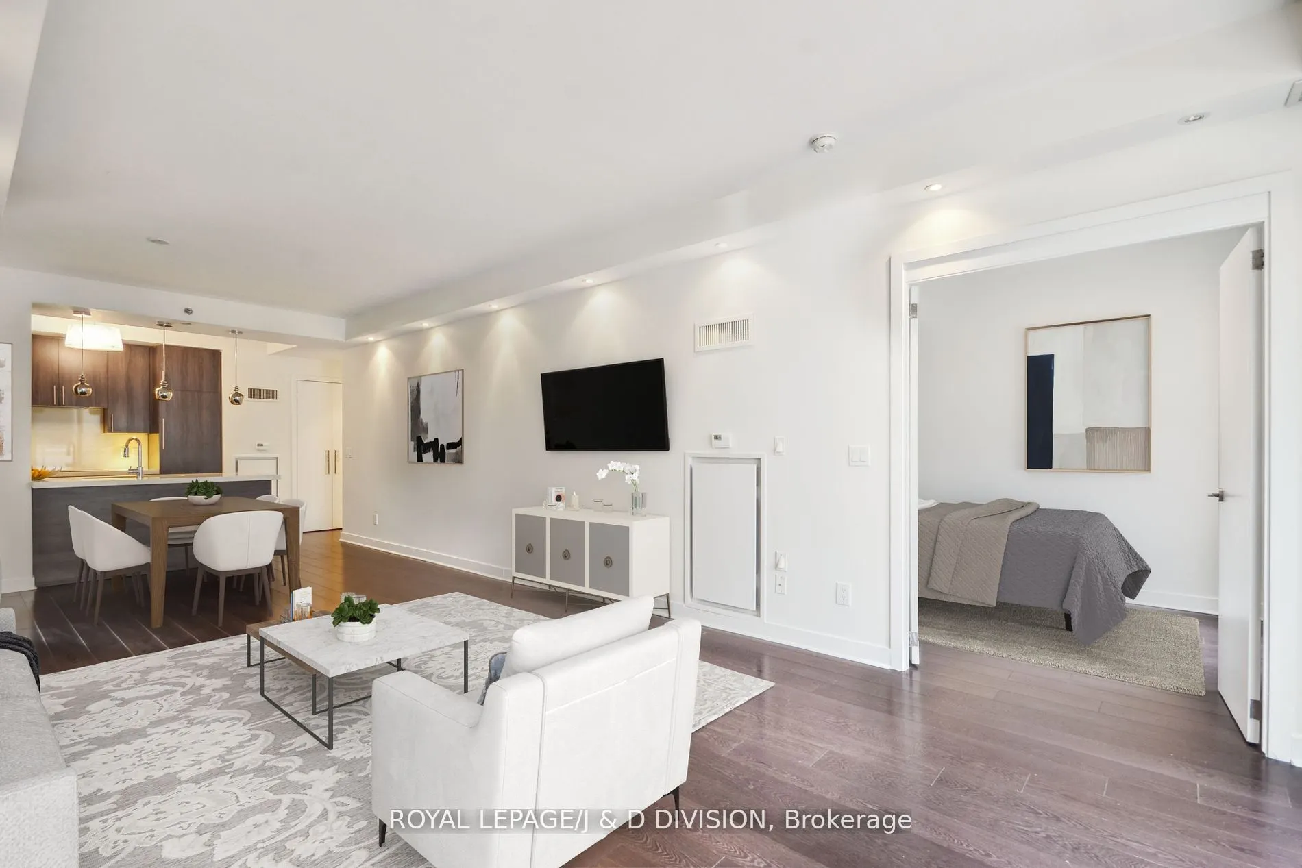 156 Portland Street, #421