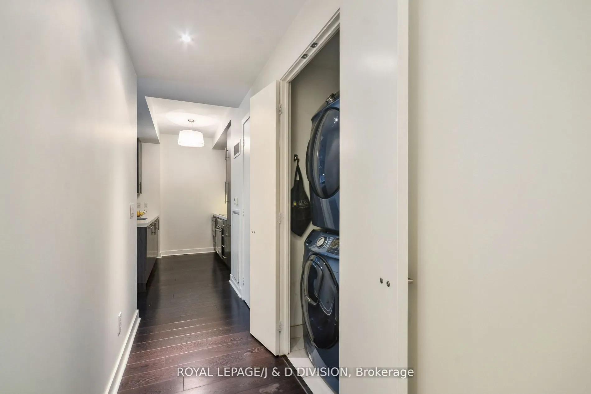 156 Portland Street, #421