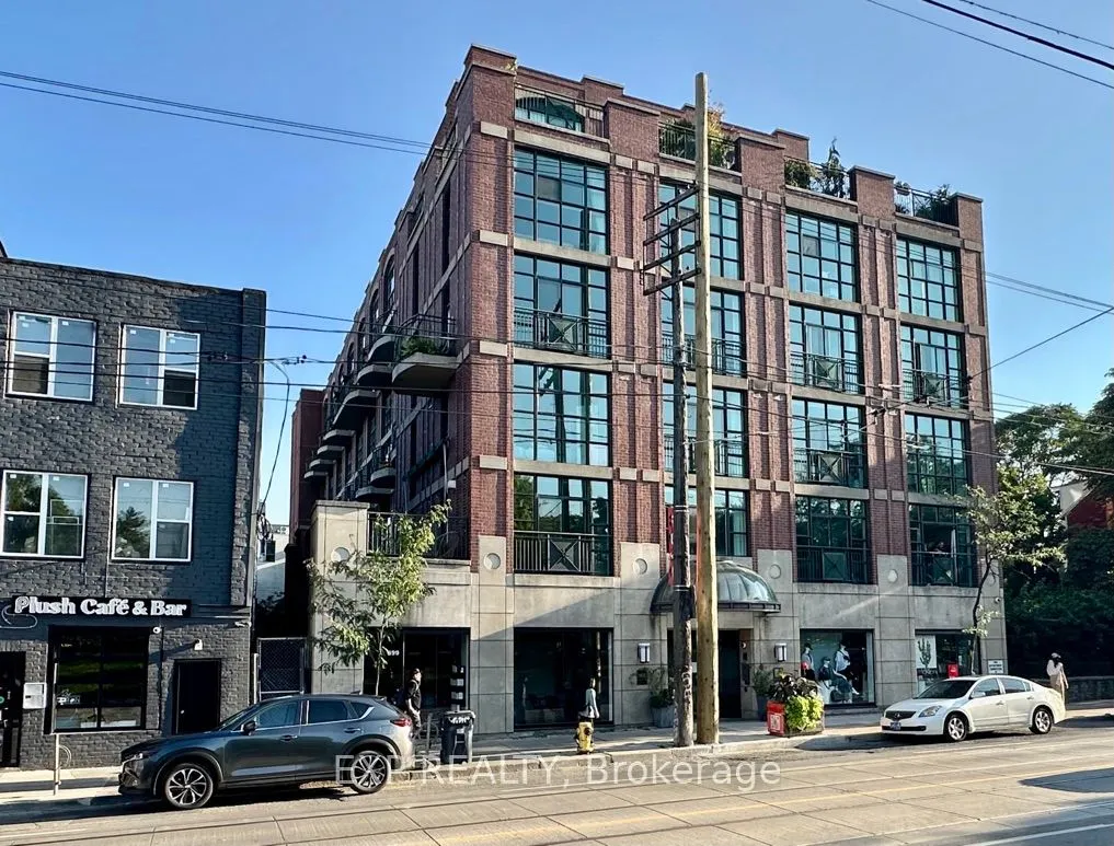 901 Queen Street W, #201