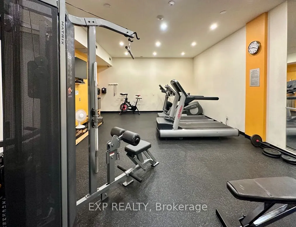 901 Queen Street W, #201