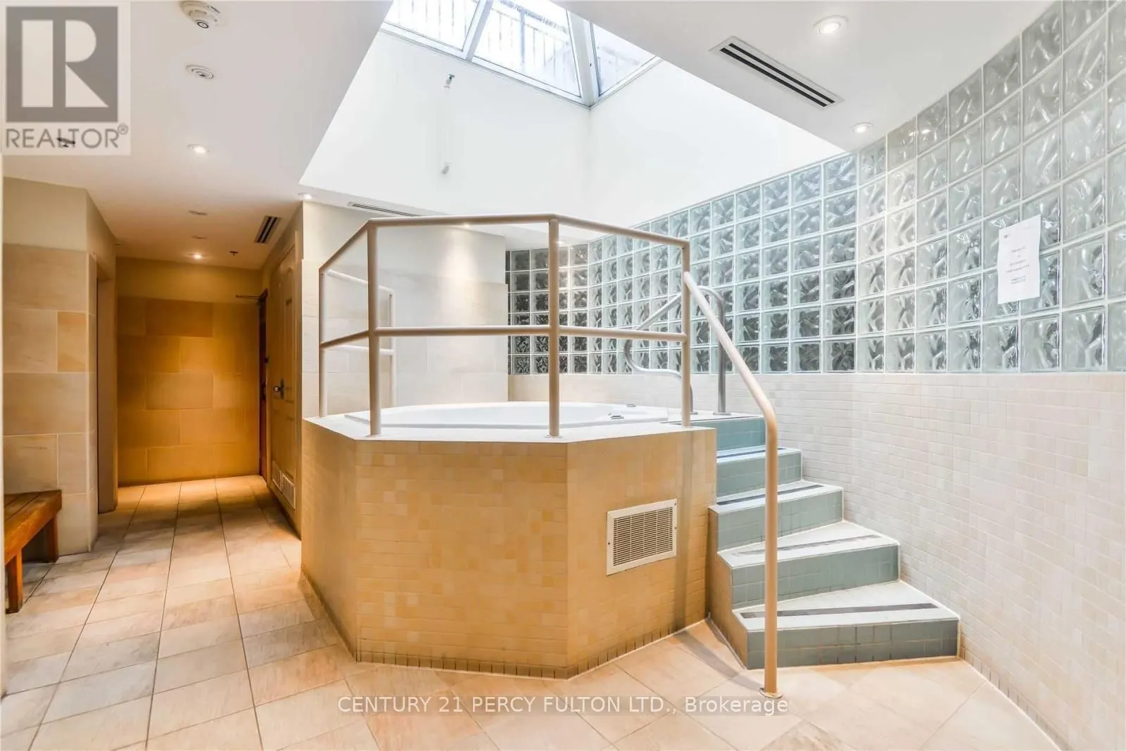 1030 SHEPPARD Avenue, #212