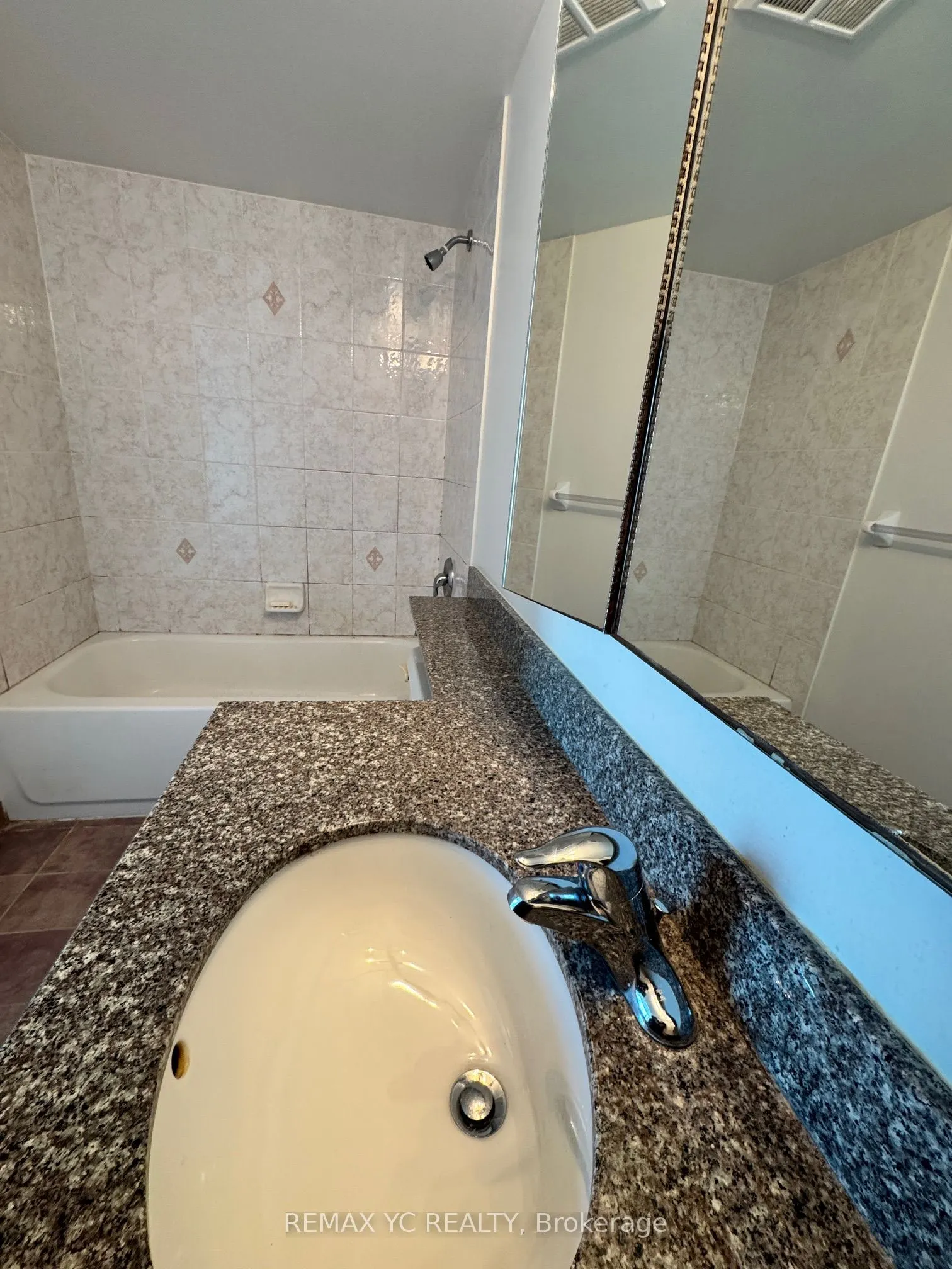 5500 Yonge Street, #2410