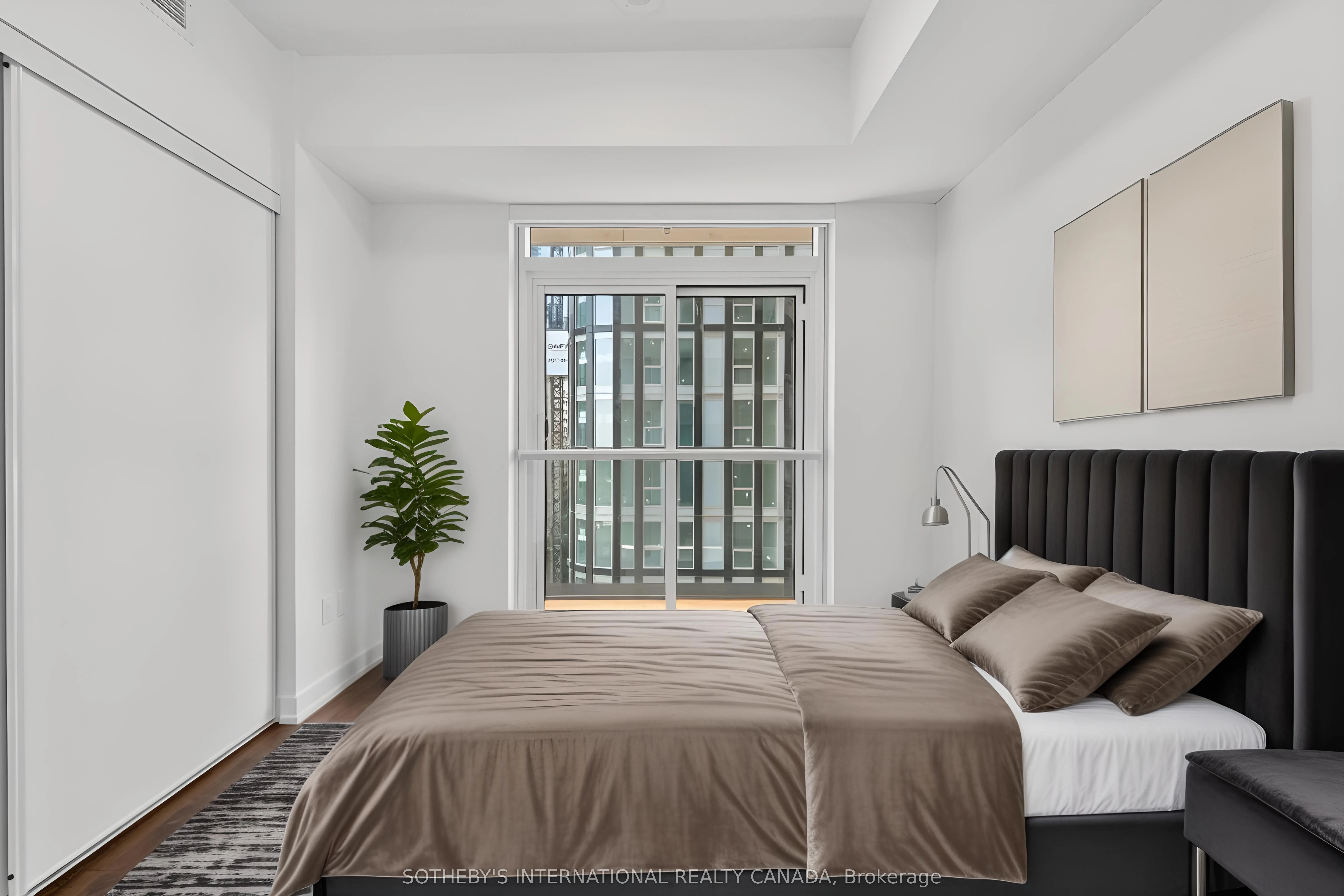89 Church Street, #1209