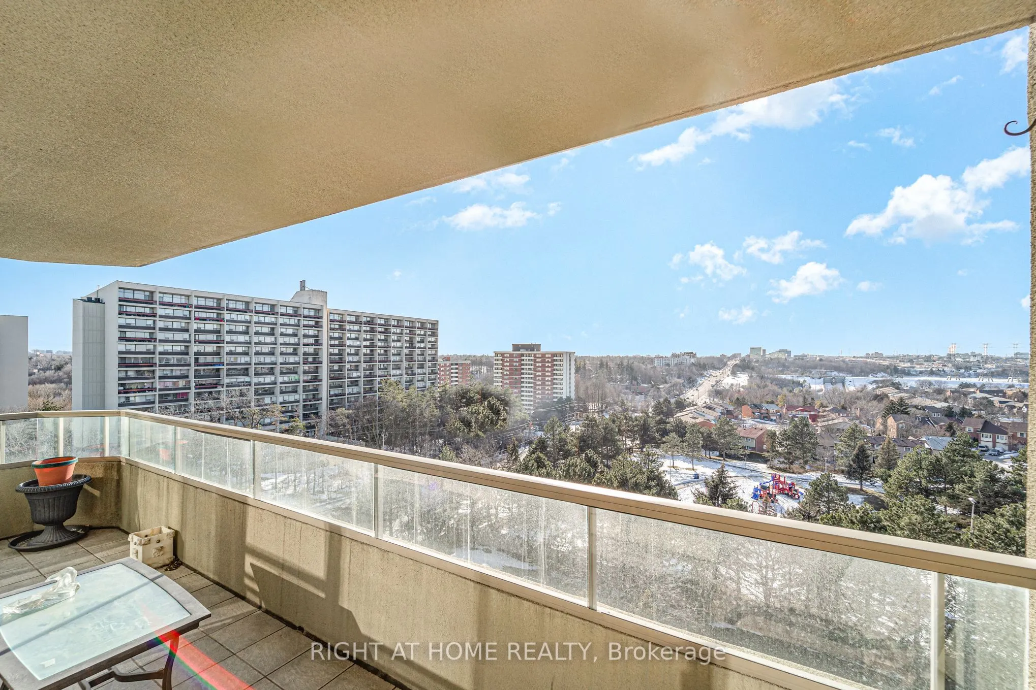 10 Torresdale Avenue, #904