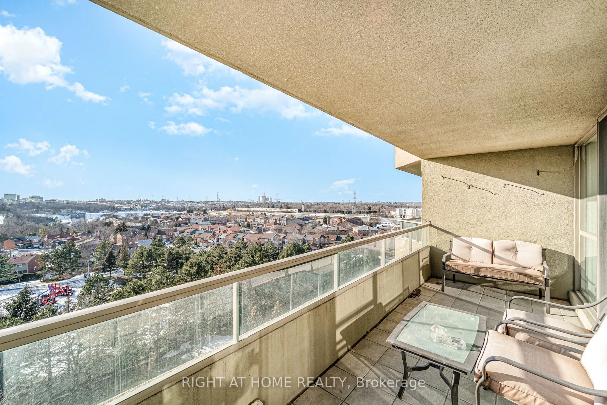 10 Torresdale Avenue, #904