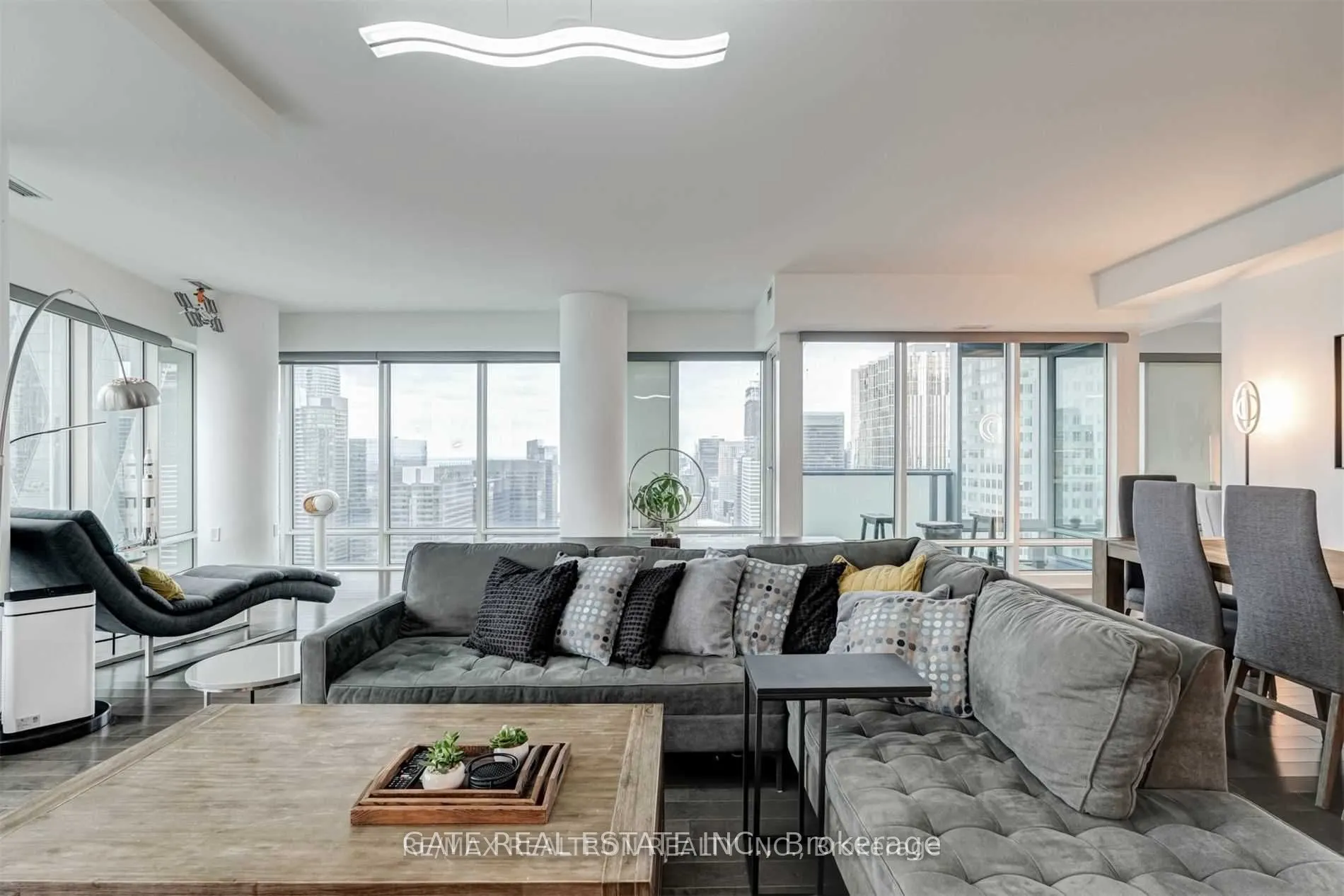 8 The Esplanade, #4602