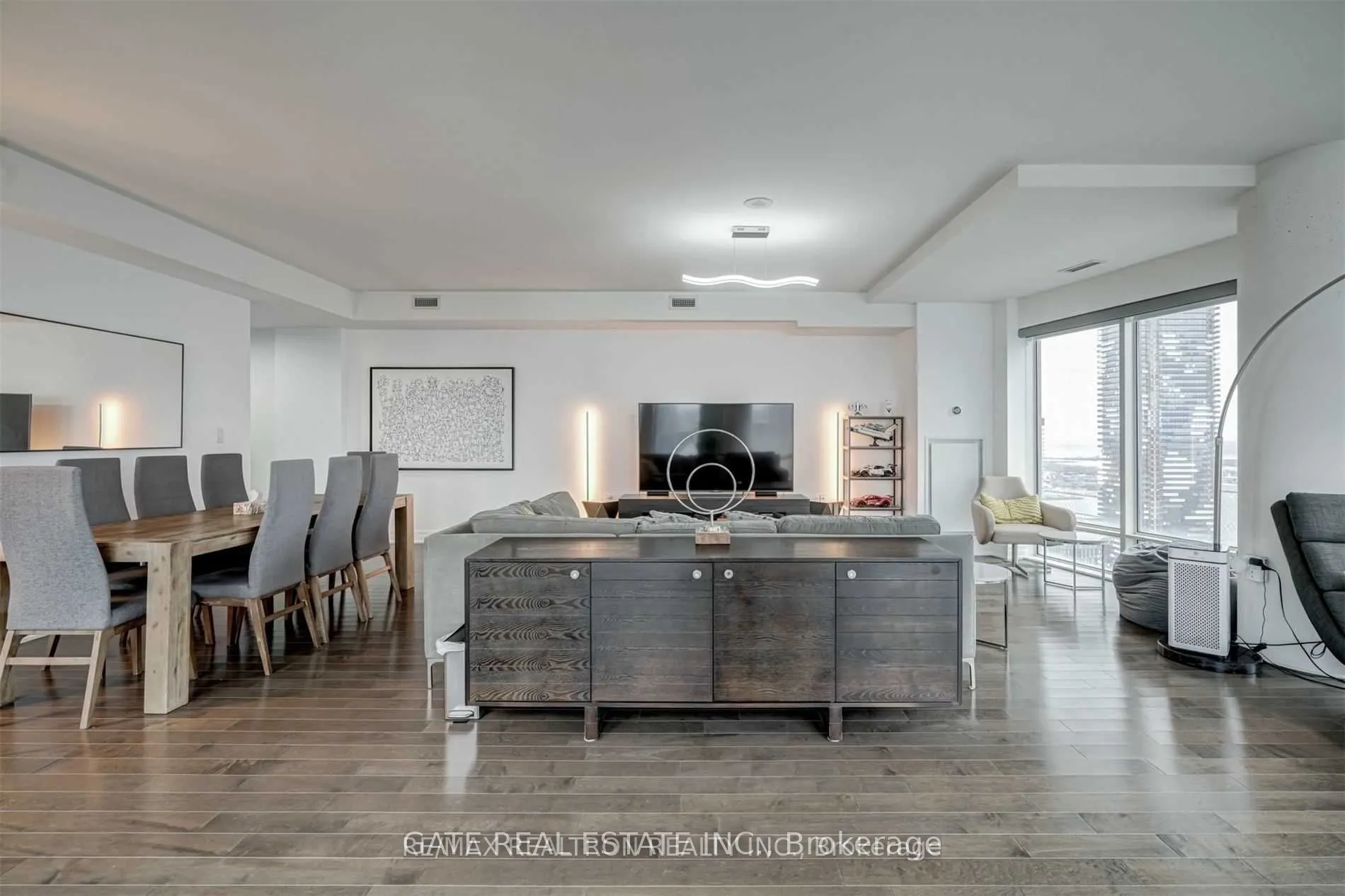 8 The Esplanade, #4602