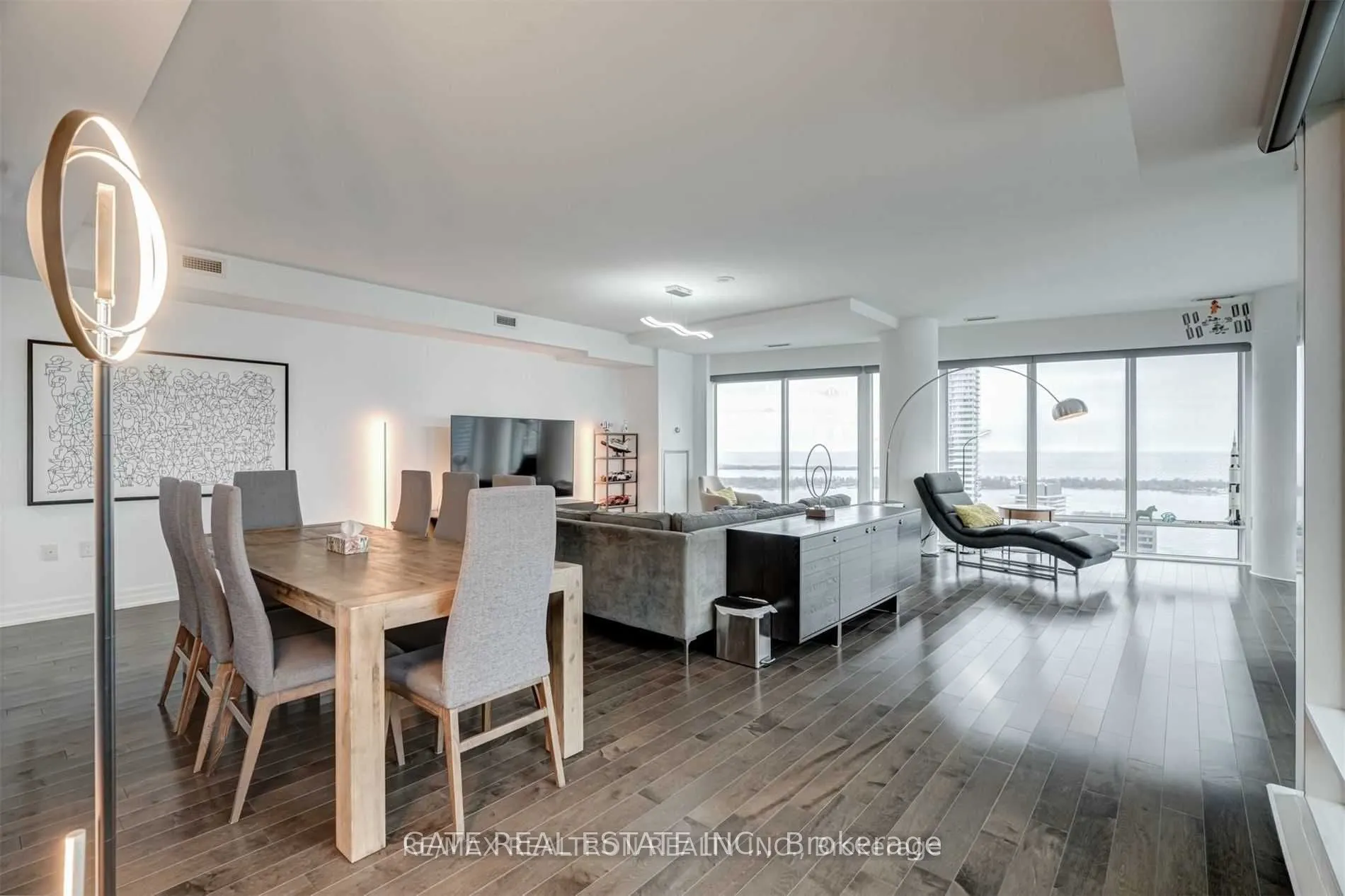 8 The Esplanade, #4602