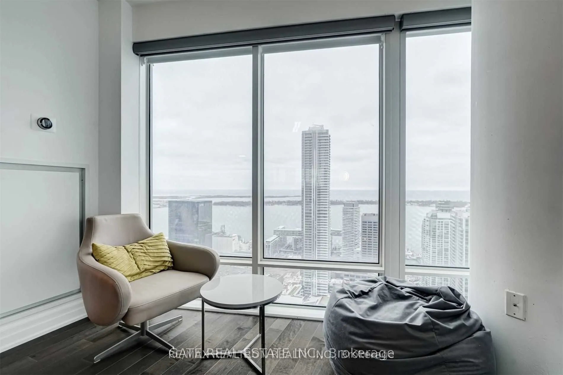 8 The Esplanade, #4602
