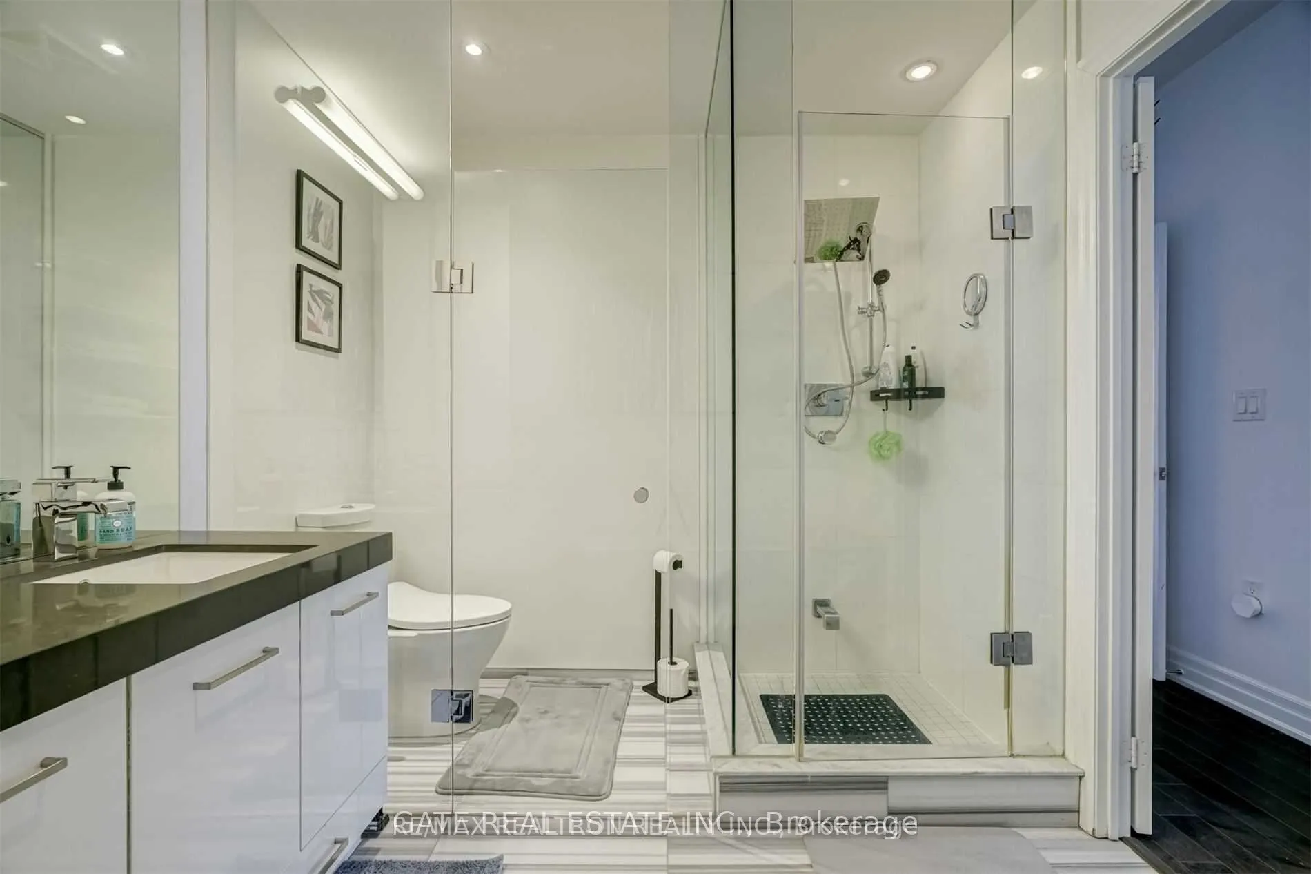 8 The Esplanade, #4602