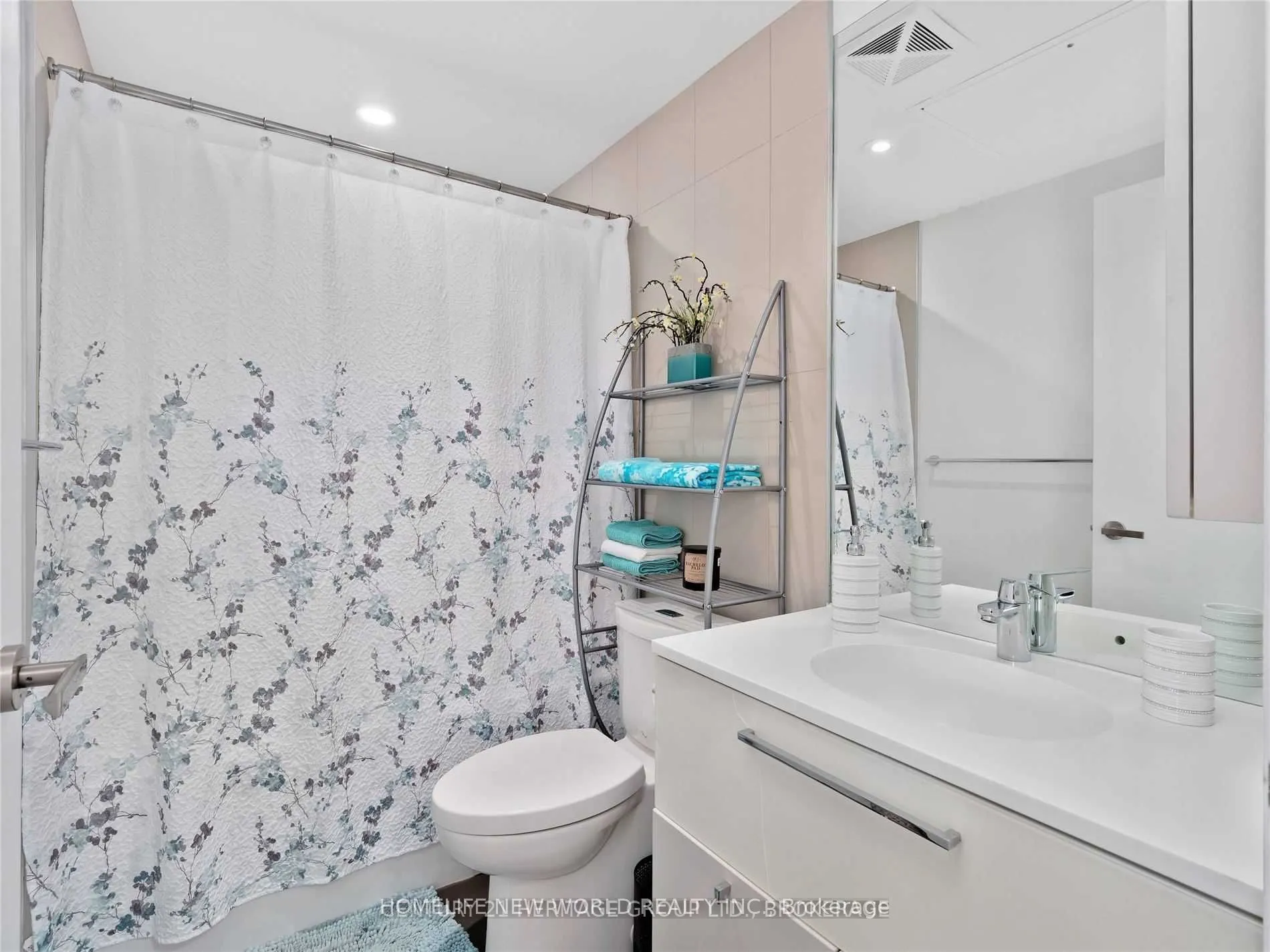15 Grenville Street, #2611
