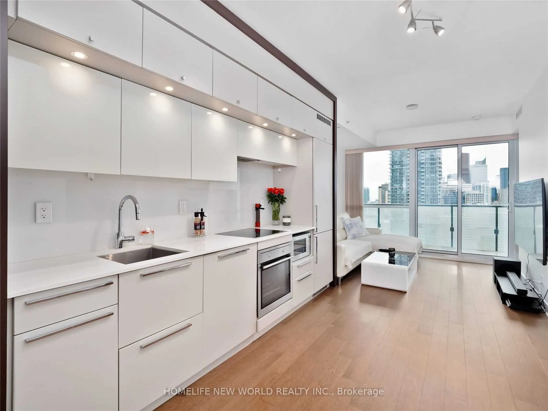 15 Grenville Street, #2611
