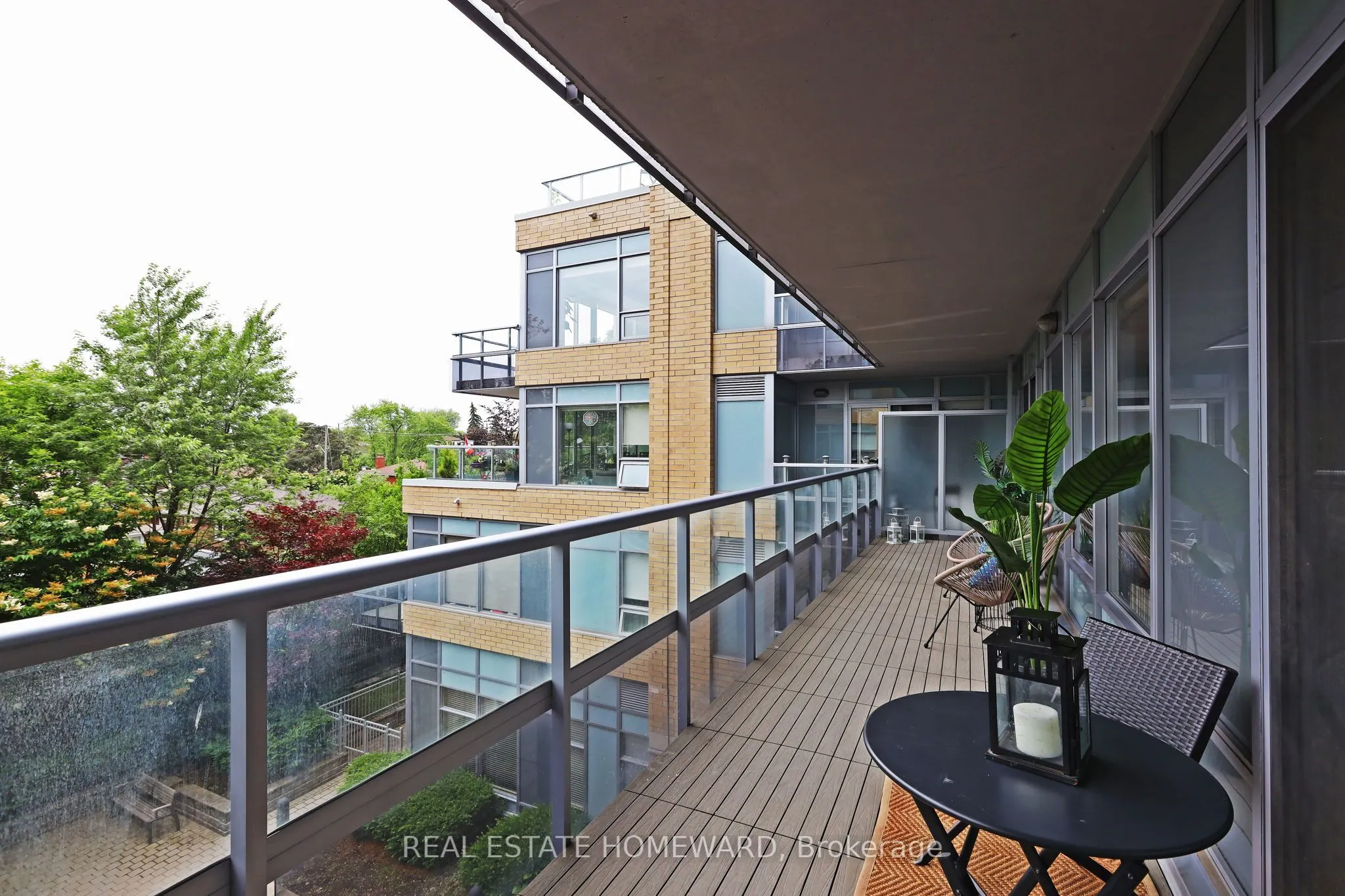 701 Sheppard Avenue W, #302