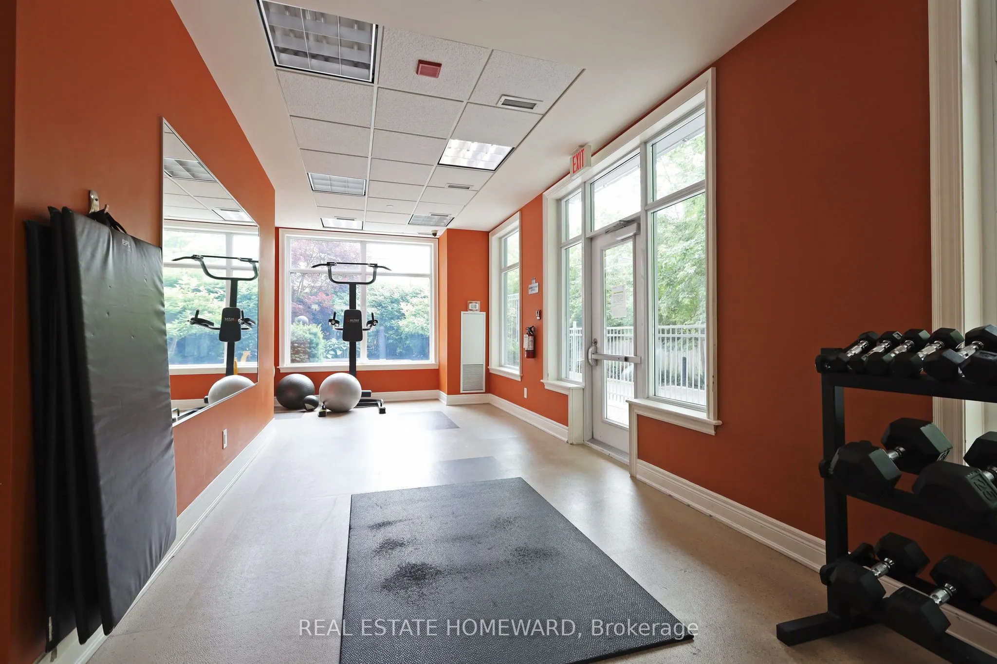 701 Sheppard Avenue W, #302