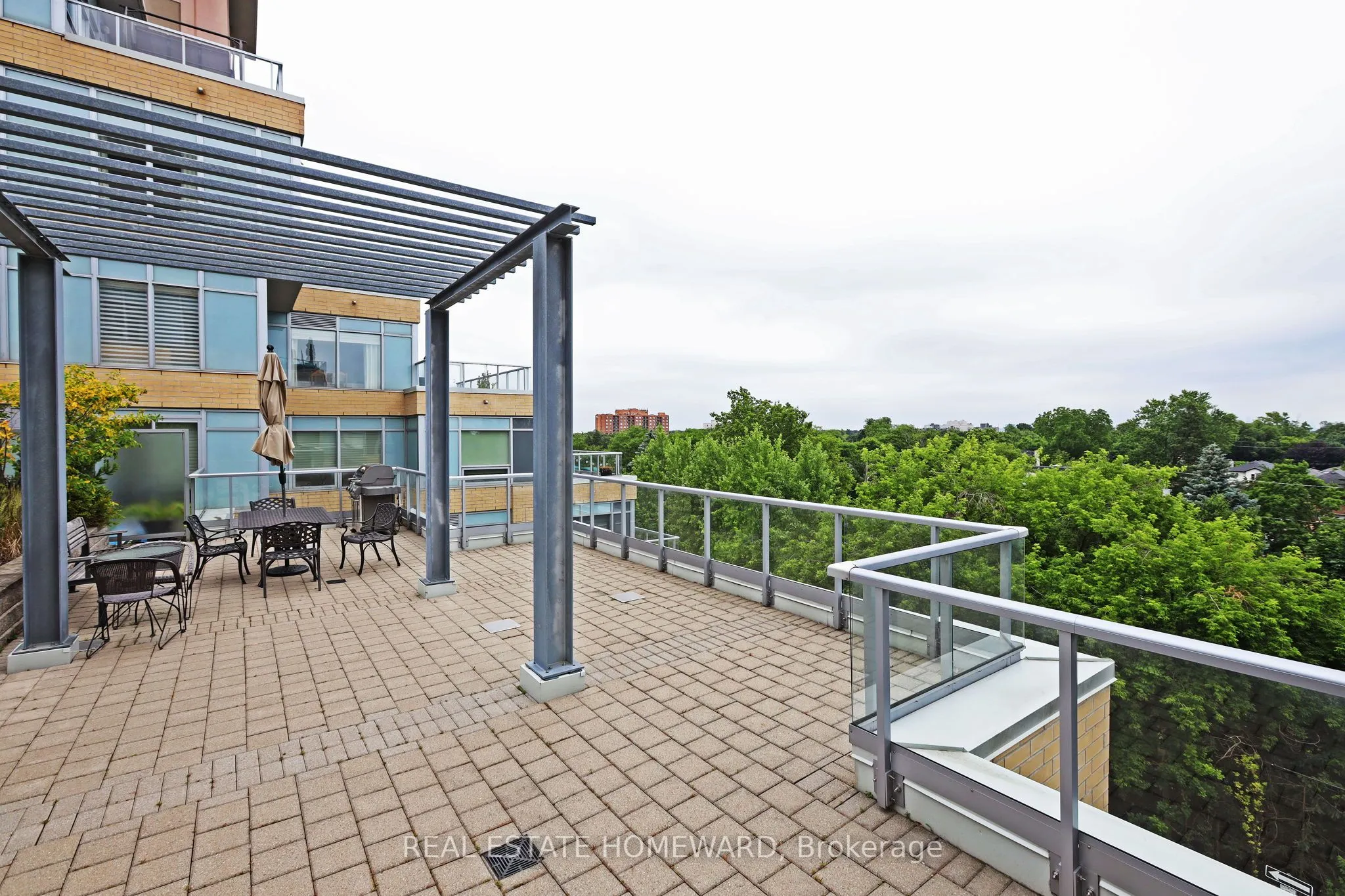 701 Sheppard Avenue W, #302