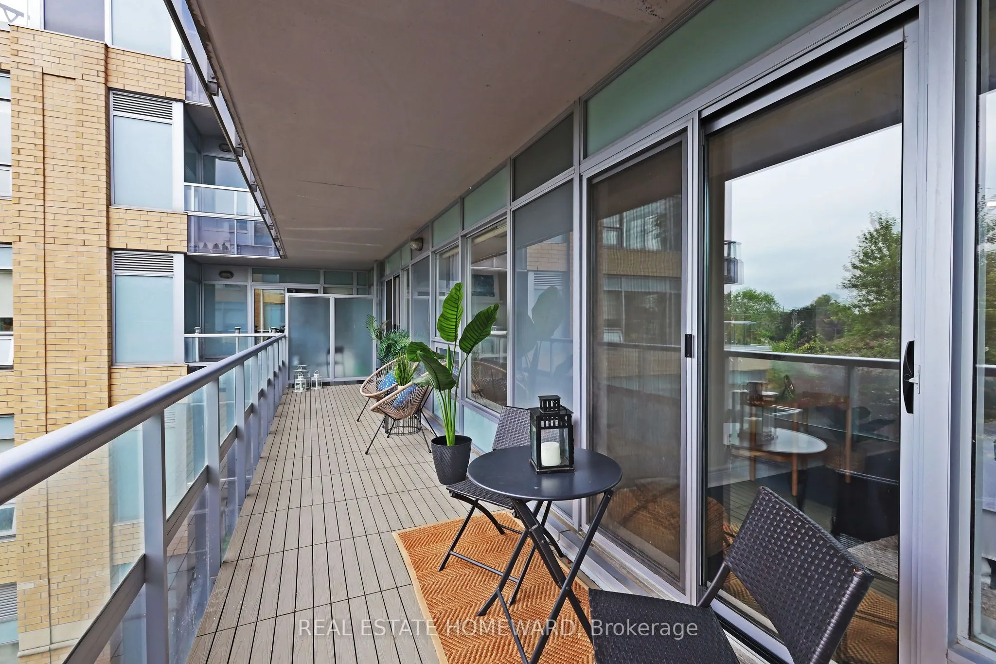 701 Sheppard Avenue W, #302