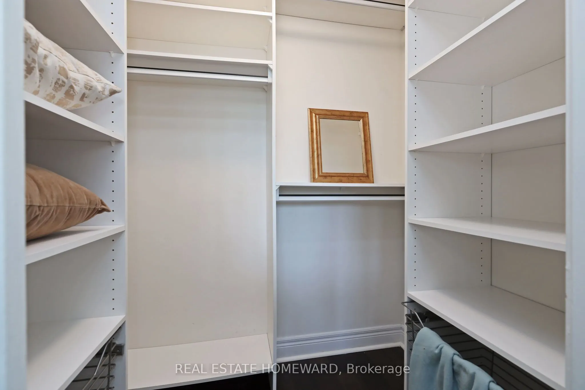 701 Sheppard Avenue W, #302