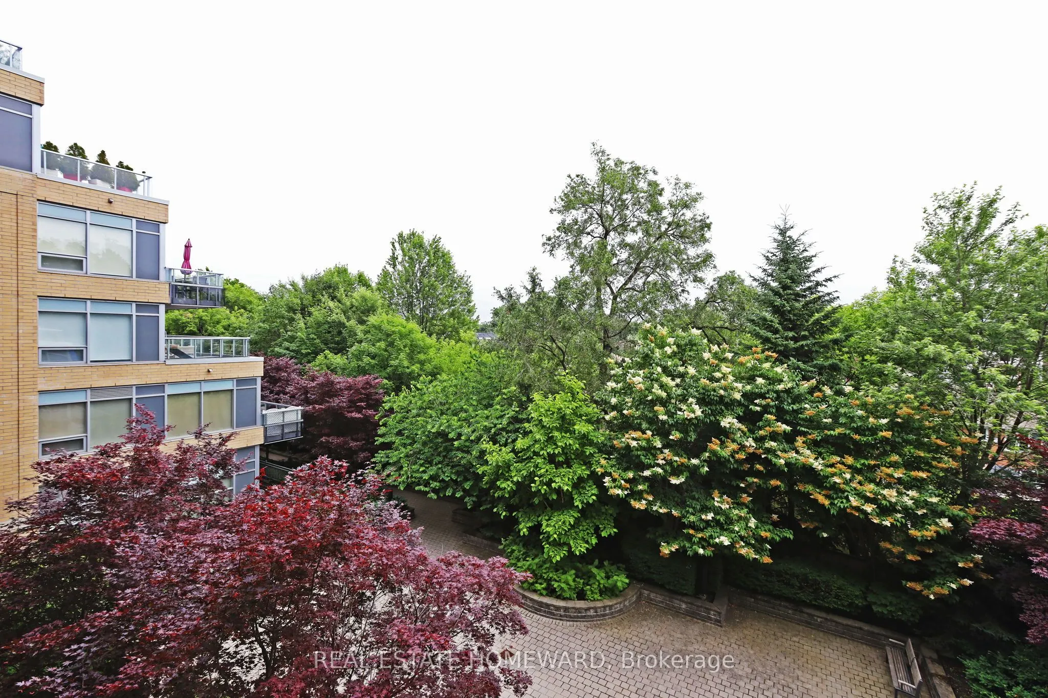 701 Sheppard Avenue W, #302