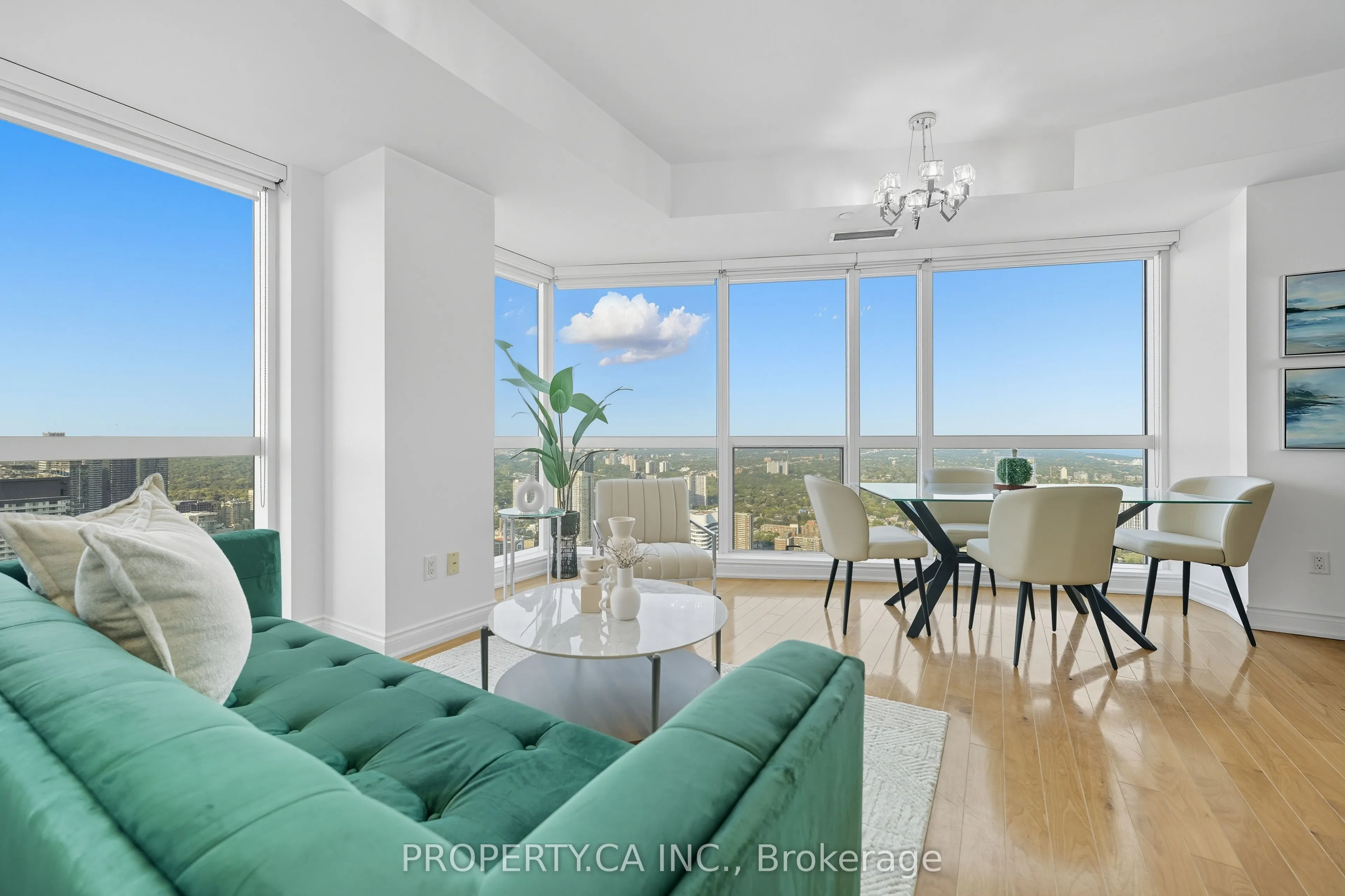 388 Yonge Street, #6302