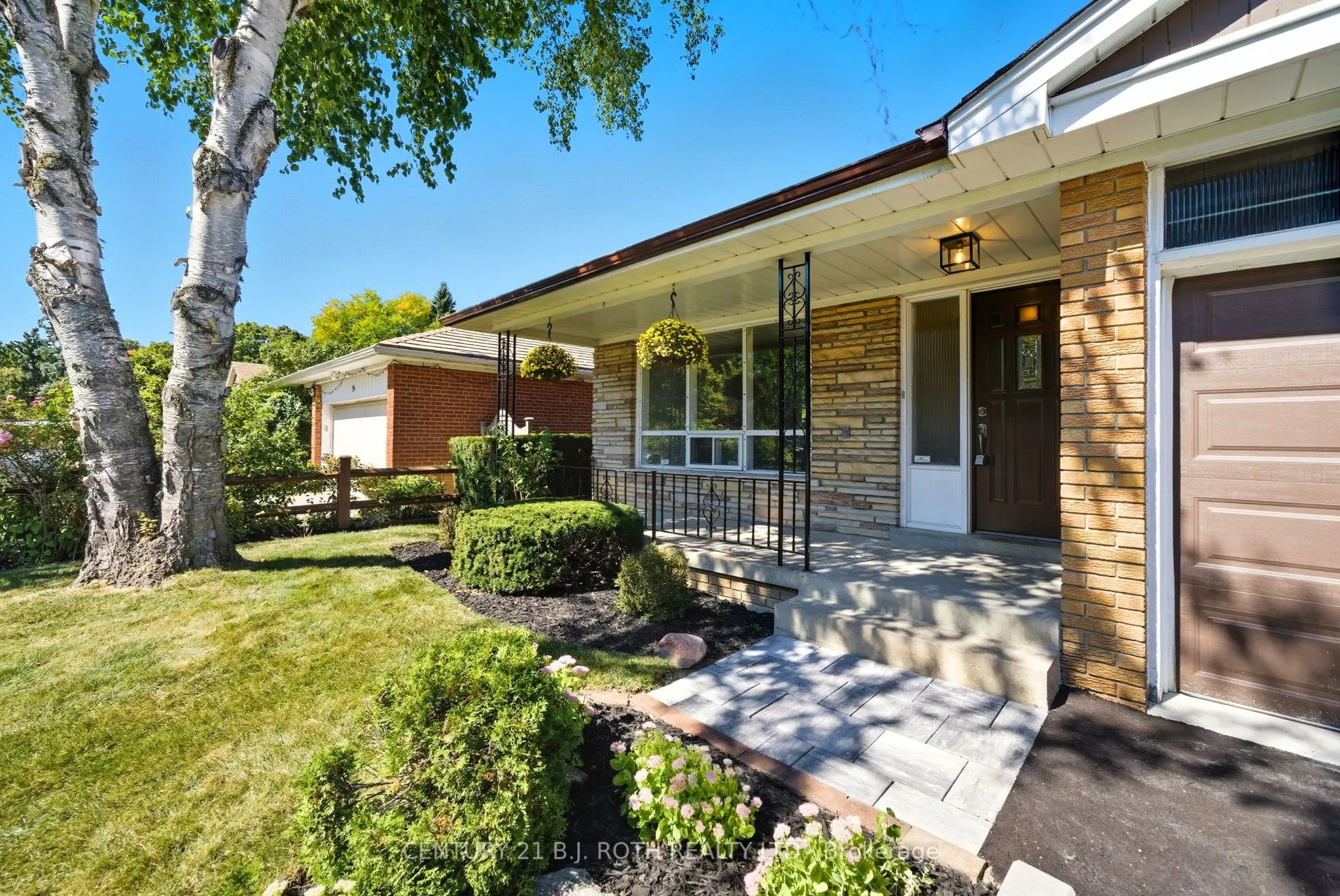 56 Weatherstone Crescent