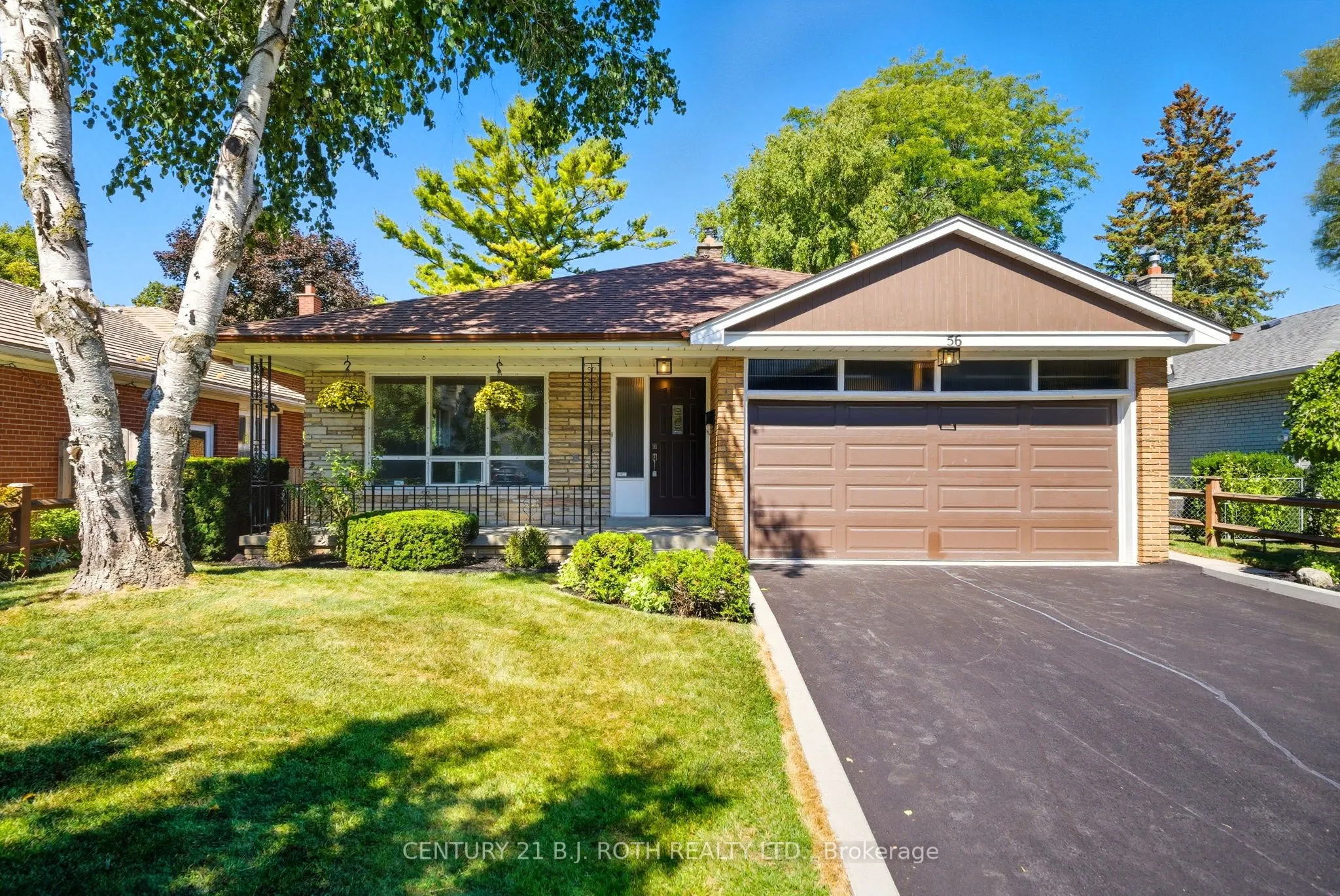 56 Weatherstone Crescent