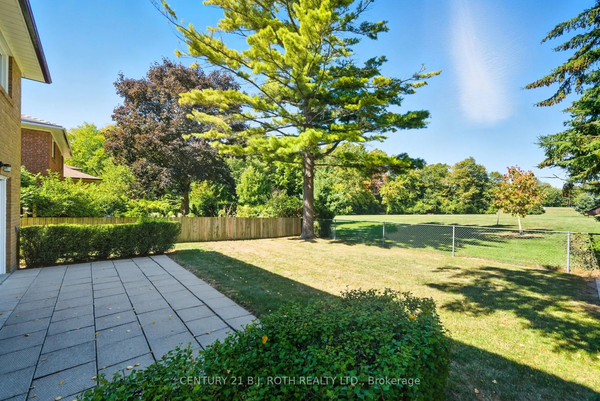 56 Weatherstone Crescent