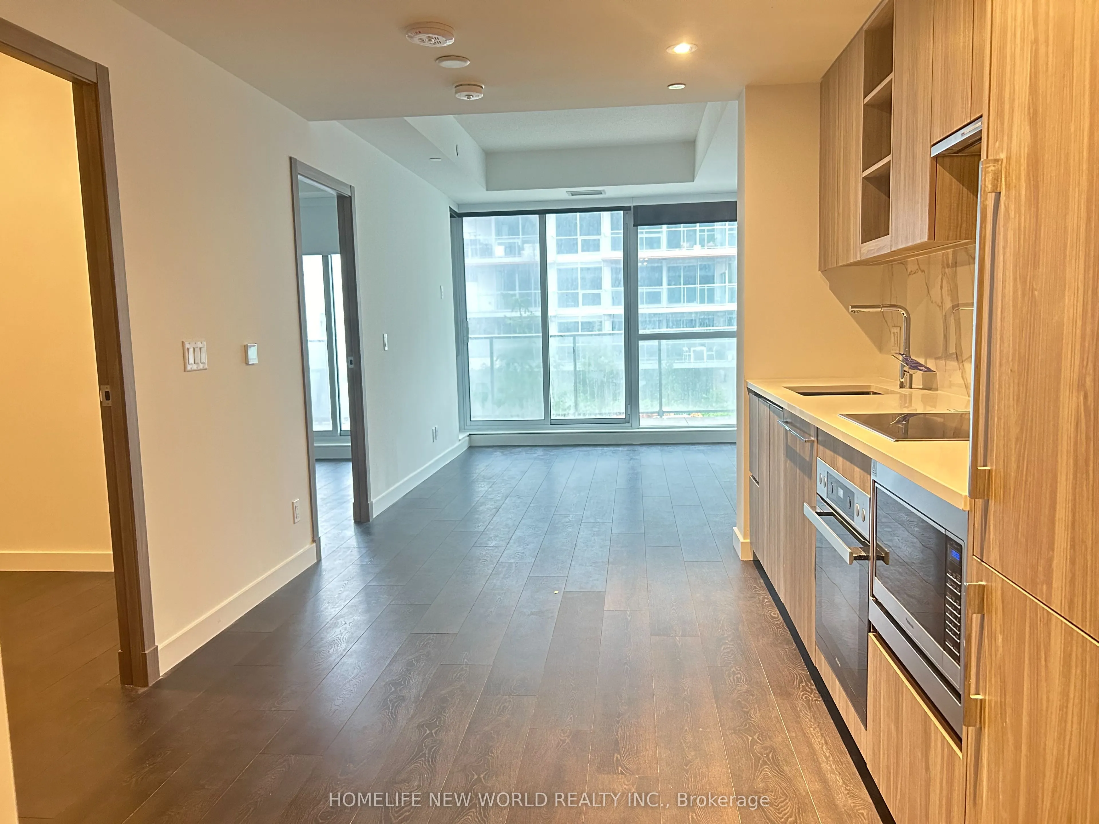 25 Mcmahon Drive, #201