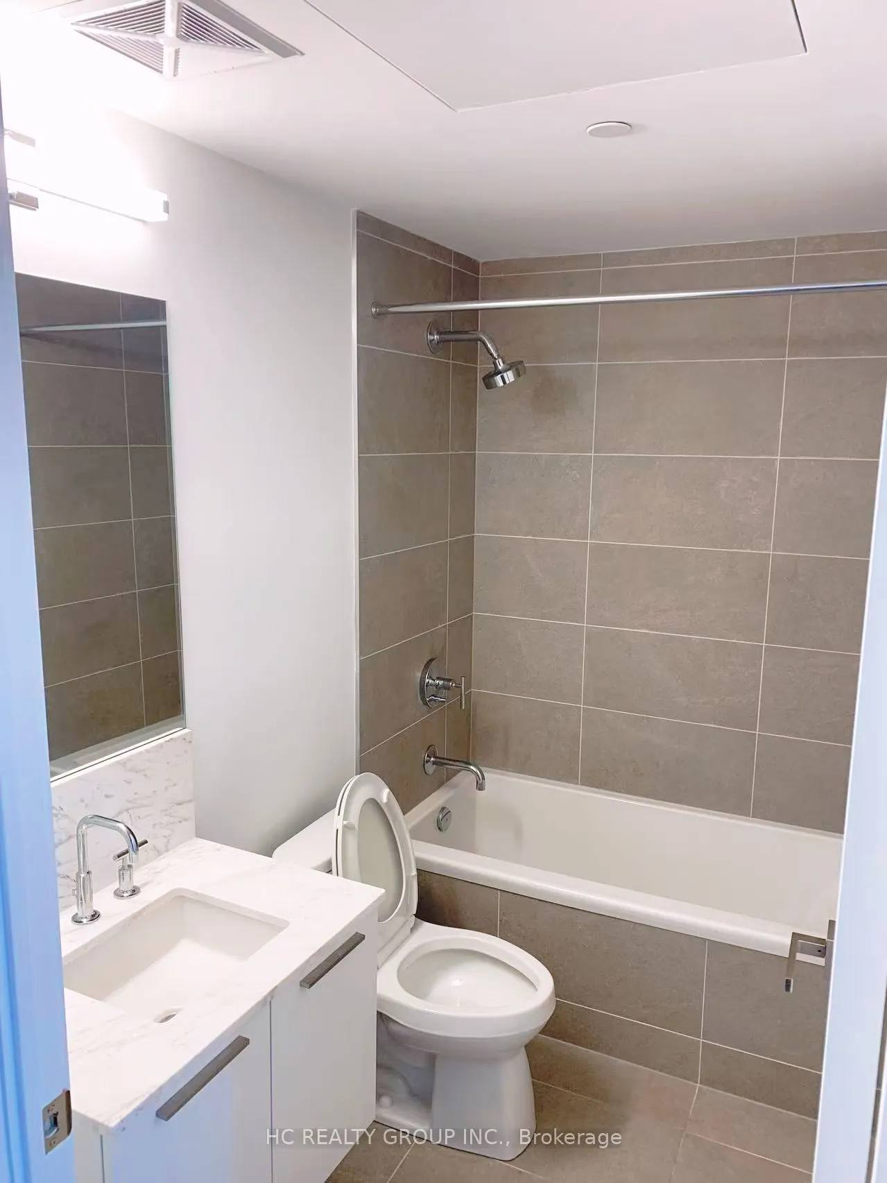3 Gloucester Street, #2608