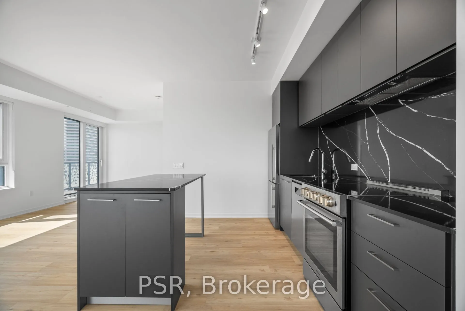 101 Roehampton Avenue, #3608