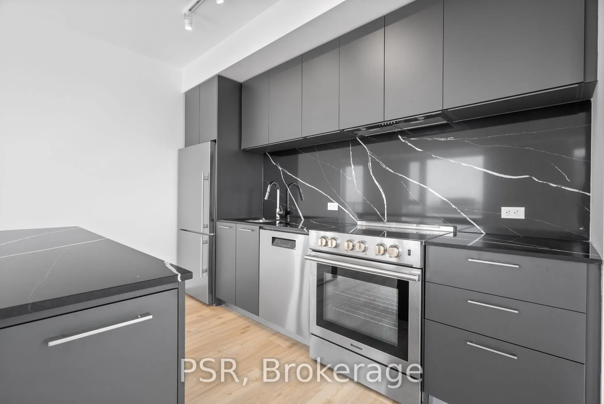 101 Roehampton Avenue, #3608