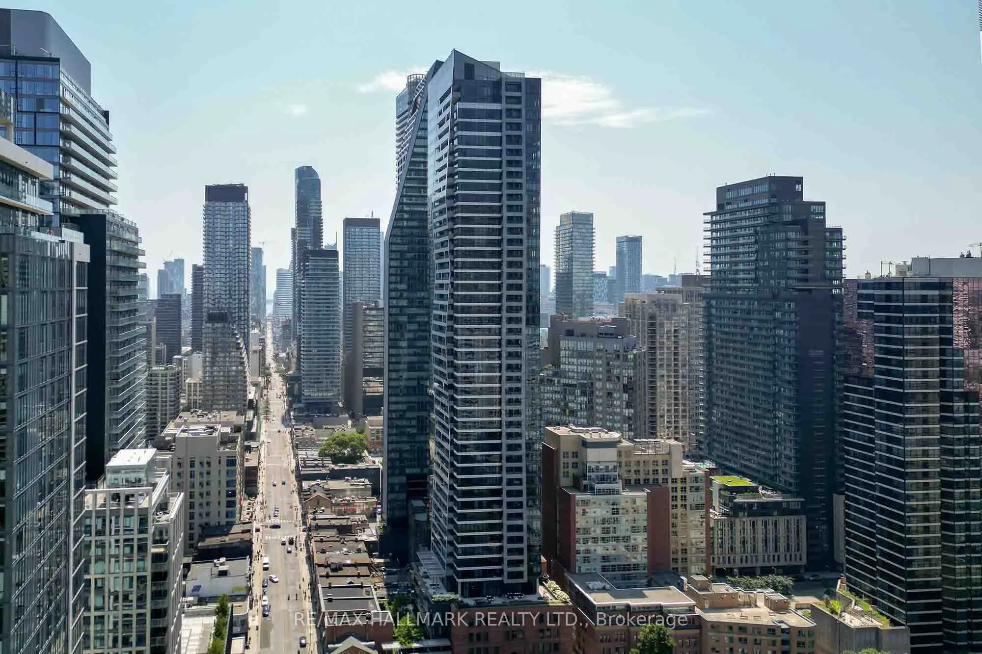5 St Joseph St Street, #2611