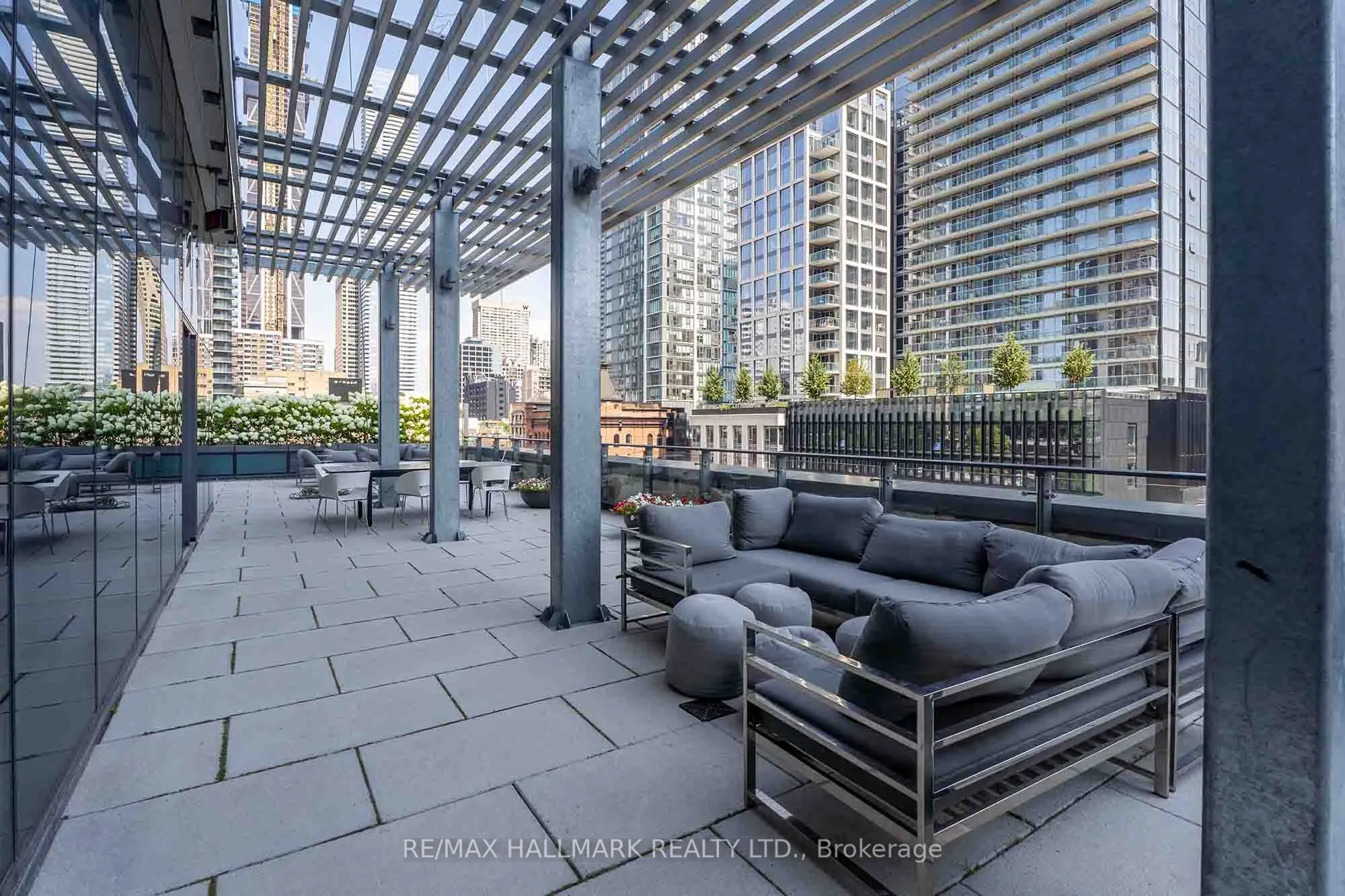 5 St Joseph St Street, #2611