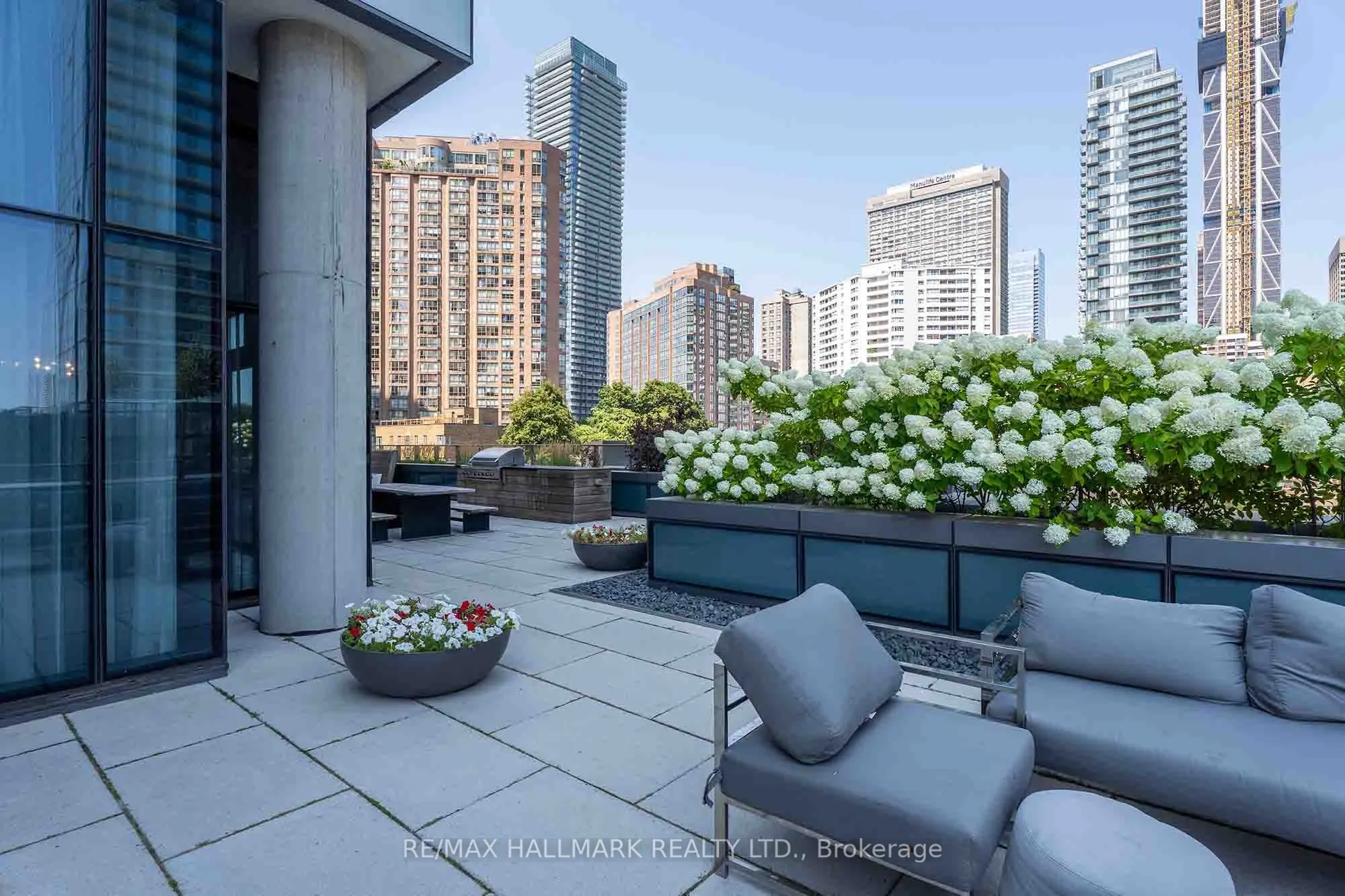 5 St Joseph St Street, #2611