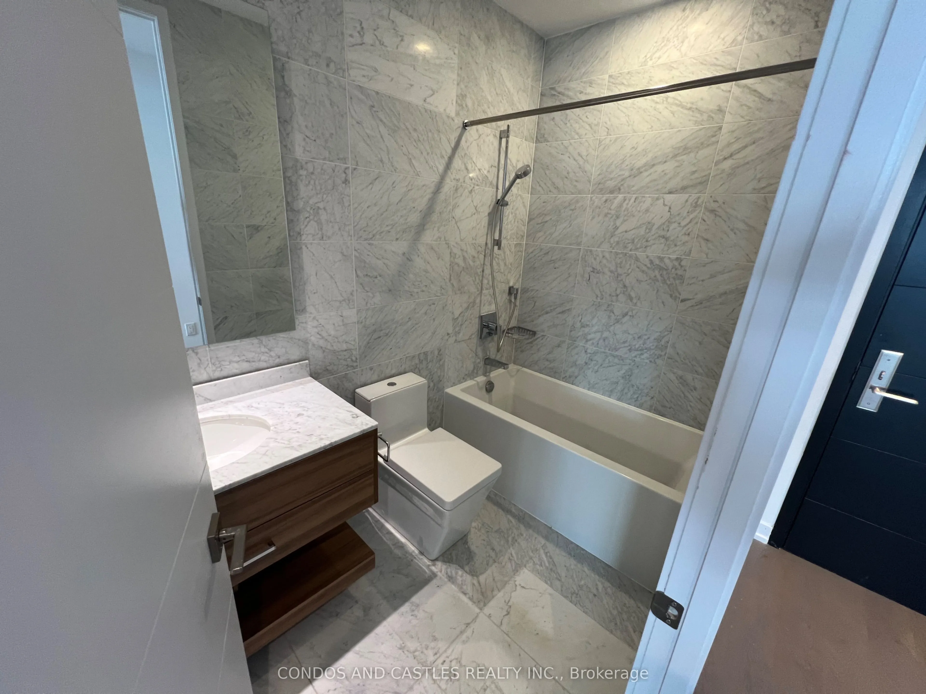 488 University Avenue, #5503