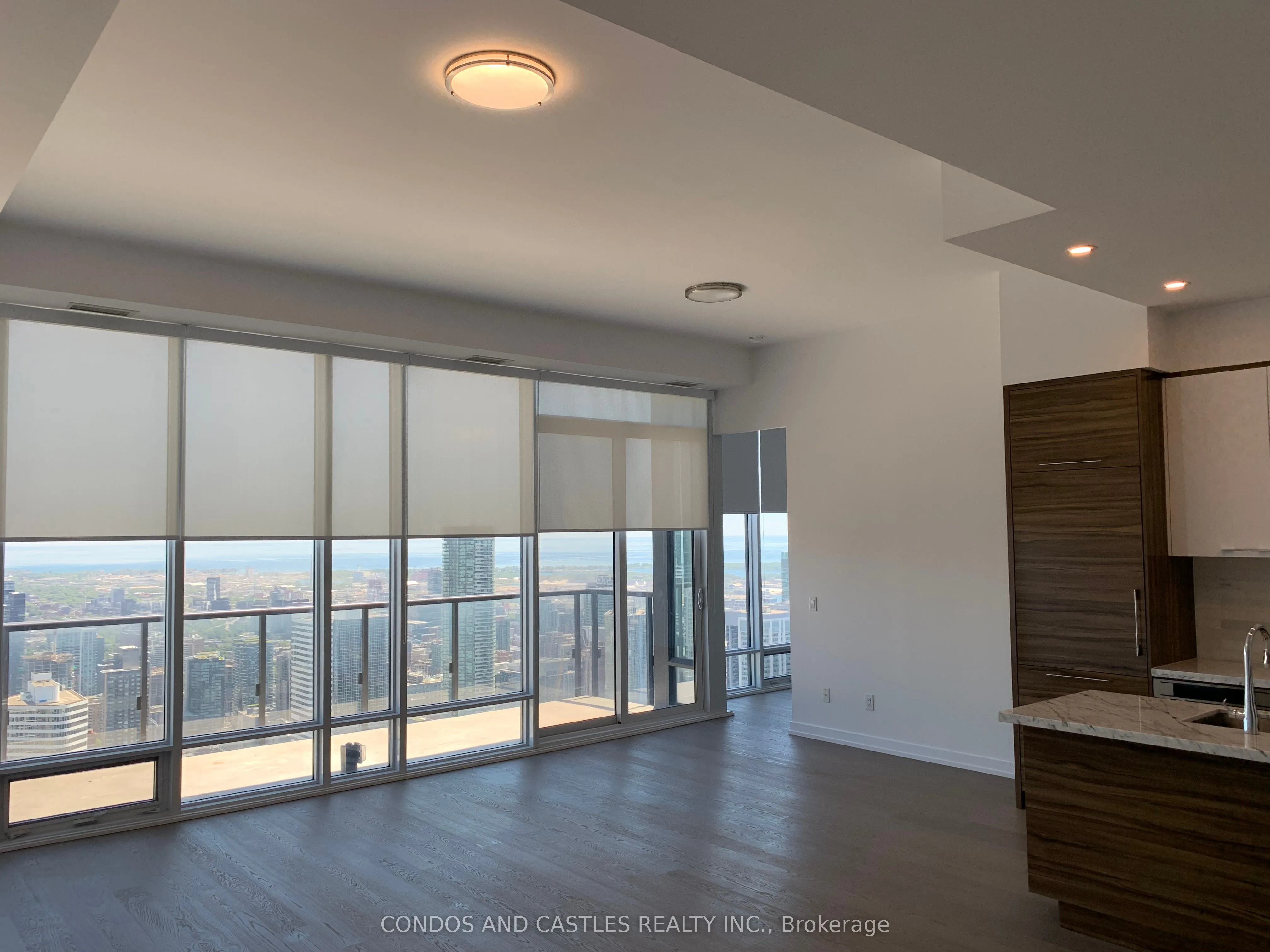 488 University Avenue, #5503